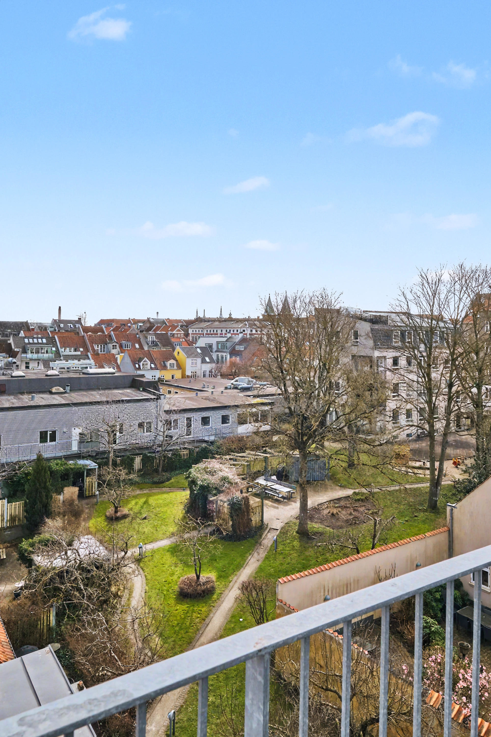 Fremhævet gårdmiljø billede i fuldskærmstilstand. Billede af Montanagade 1, st.. tv., 8000 Aarhus C