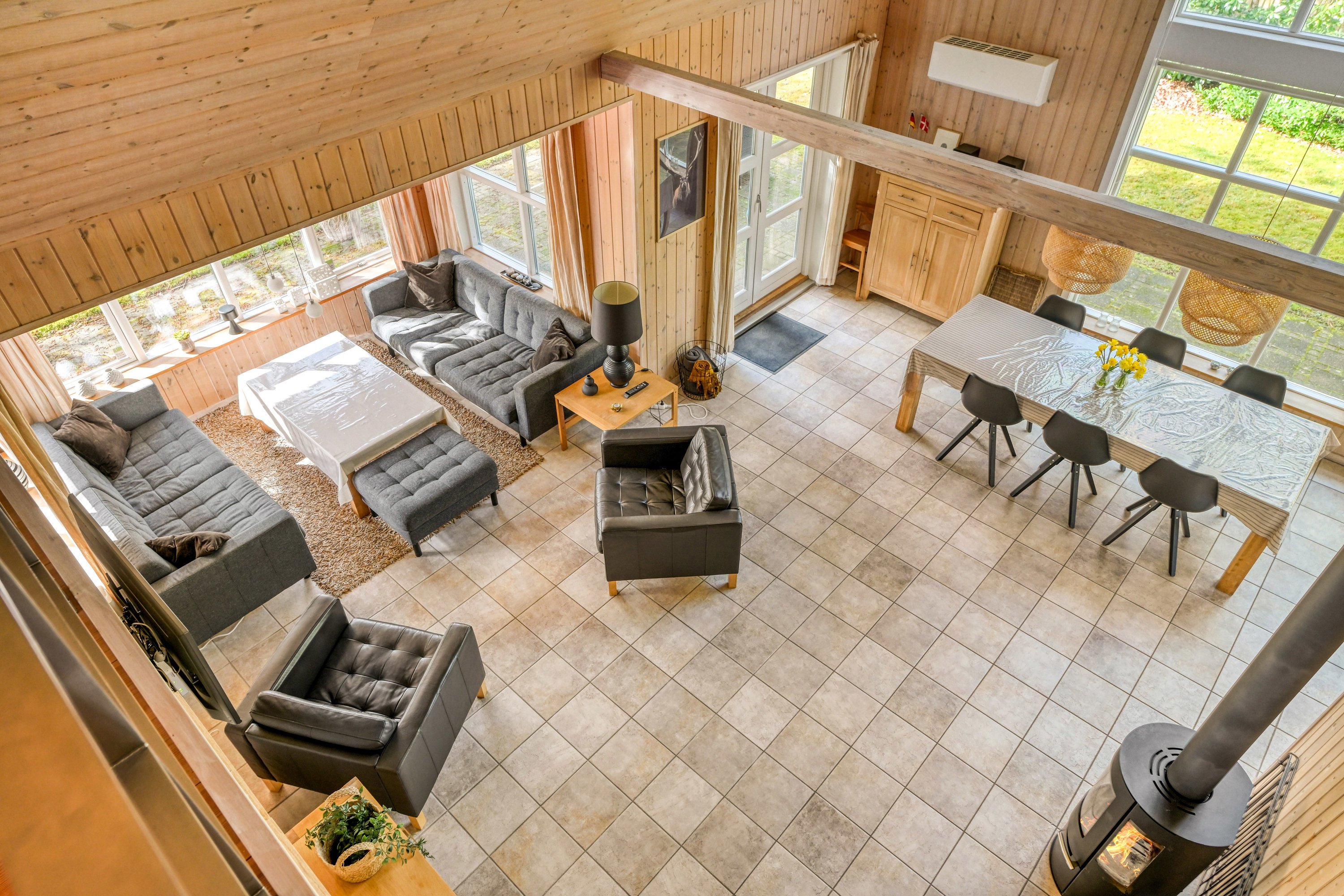 Fremhævet stue billede i fuldskærmstilstand. Billede af Nordskrænten 19, Jegum, 6840 Oksbøl