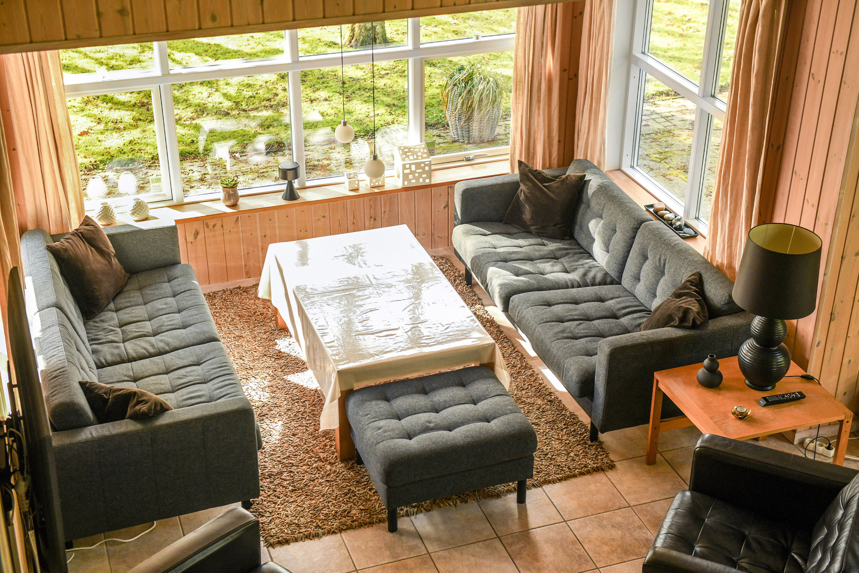 Fremhævet stue billede i fuldskærmstilstand. Billede af Nordskrænten 19, Jegum, 6840 Oksbøl