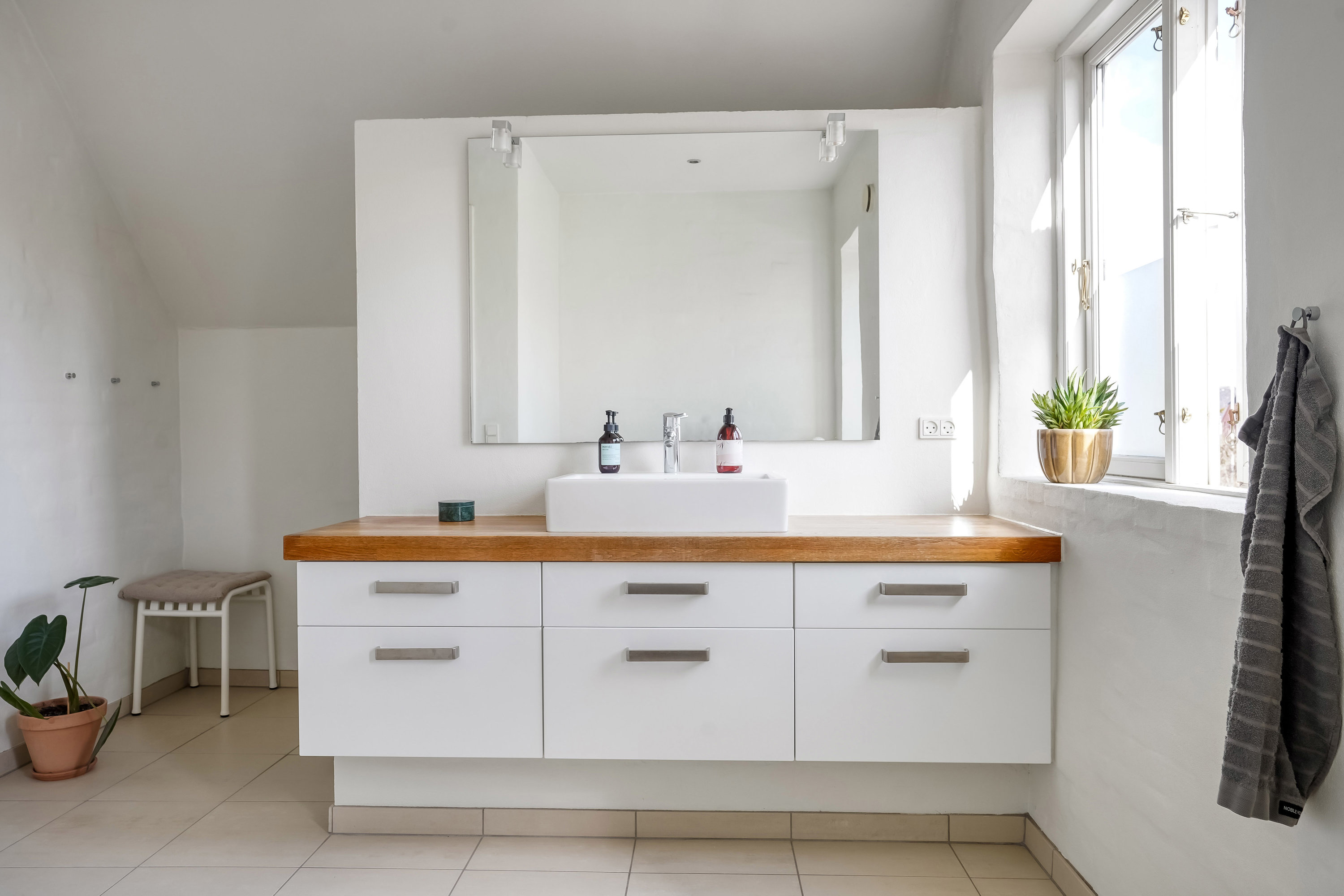 Fremhævet badeværelse billede i fuldskærmstilstand. Billede af Windelsvej 43, 5000 Odense C