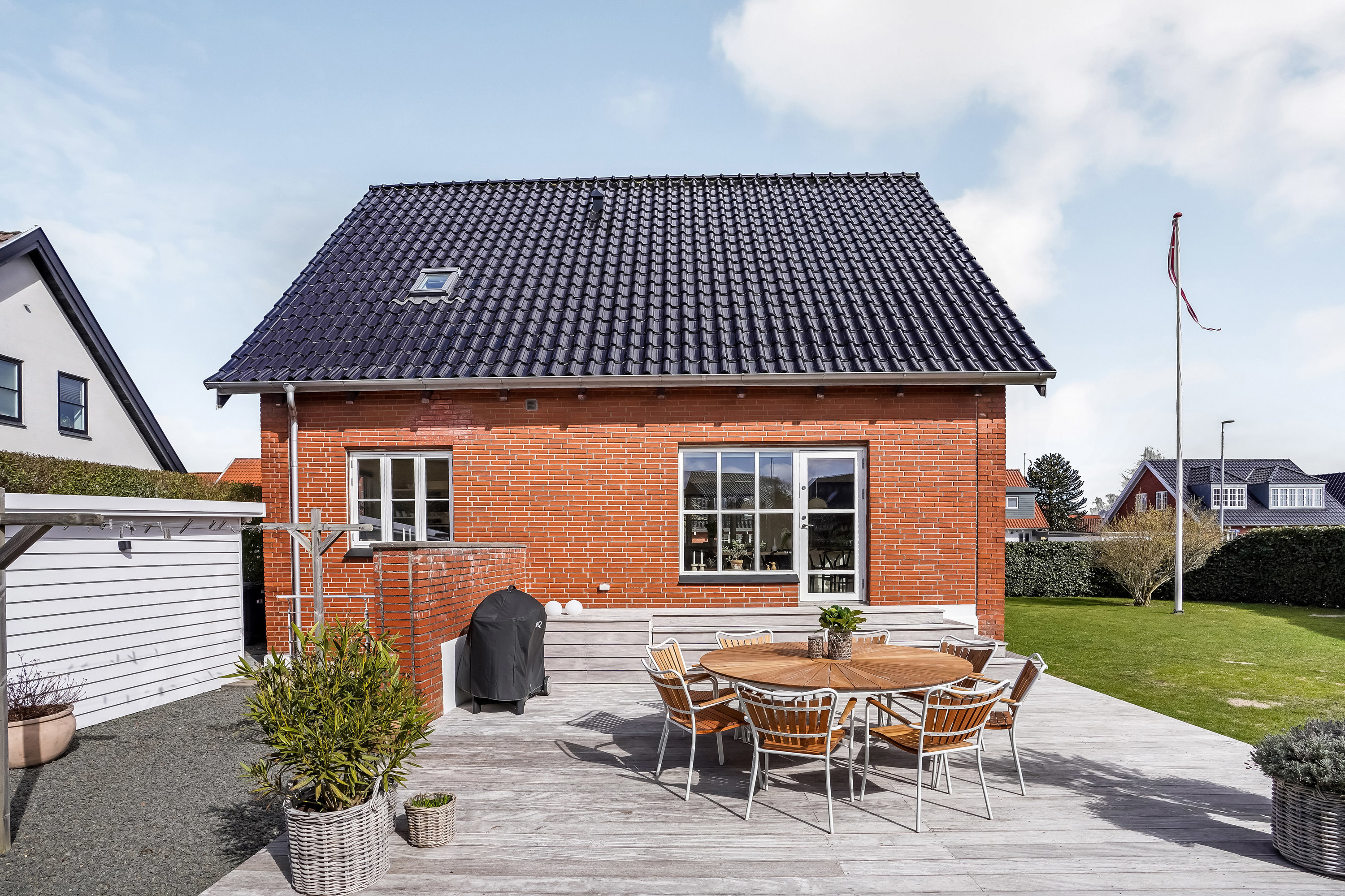 Fremhævet terrasse billede i fuldskærmstilstand. Billede af Clausens Allé 62, Dalum, 5250 Odense SV