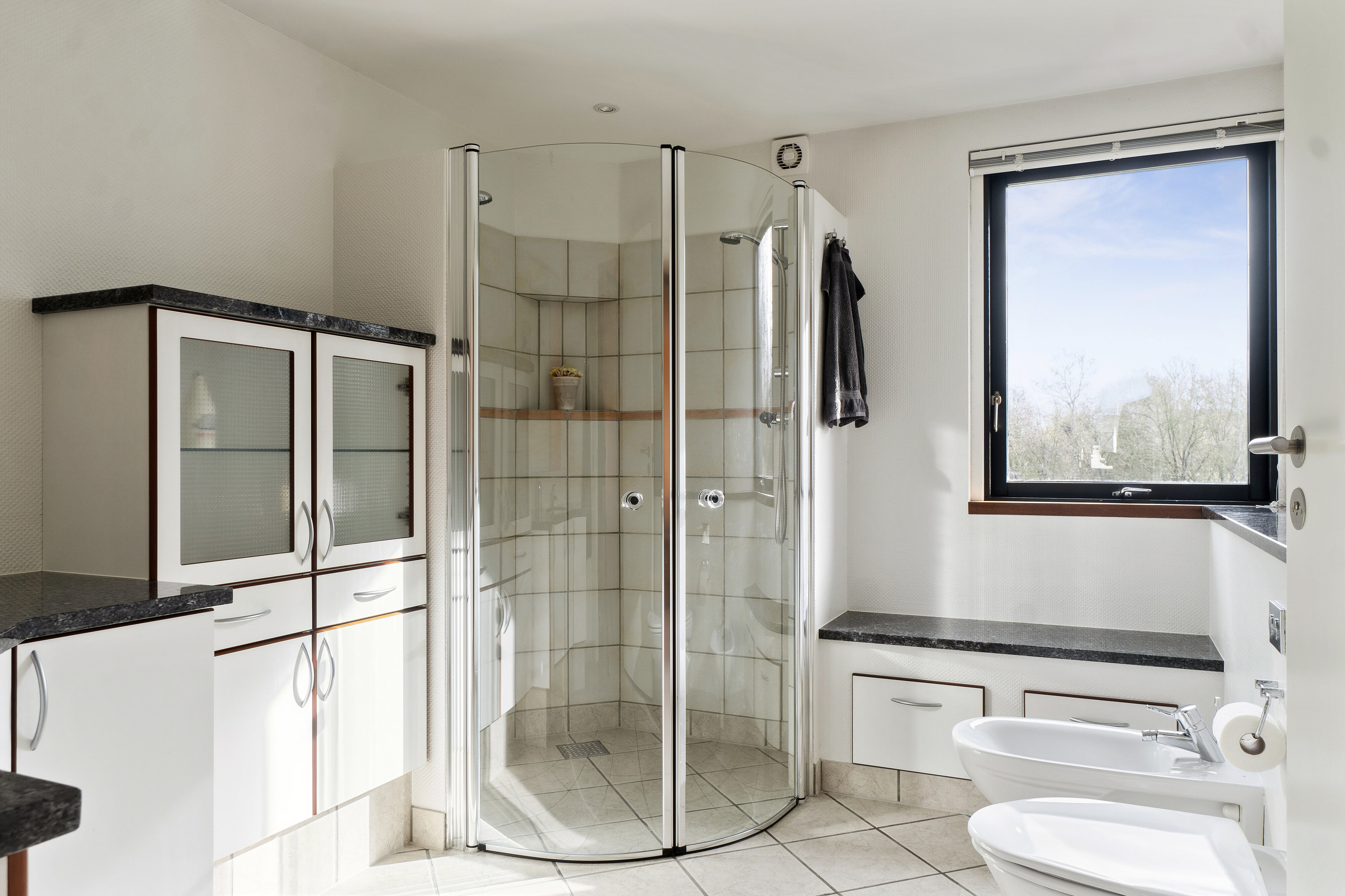 Fremhævet badeværelse billede i fuldskærmstilstand. Billede af Søndermarksvej 170, 4200 Slagelse