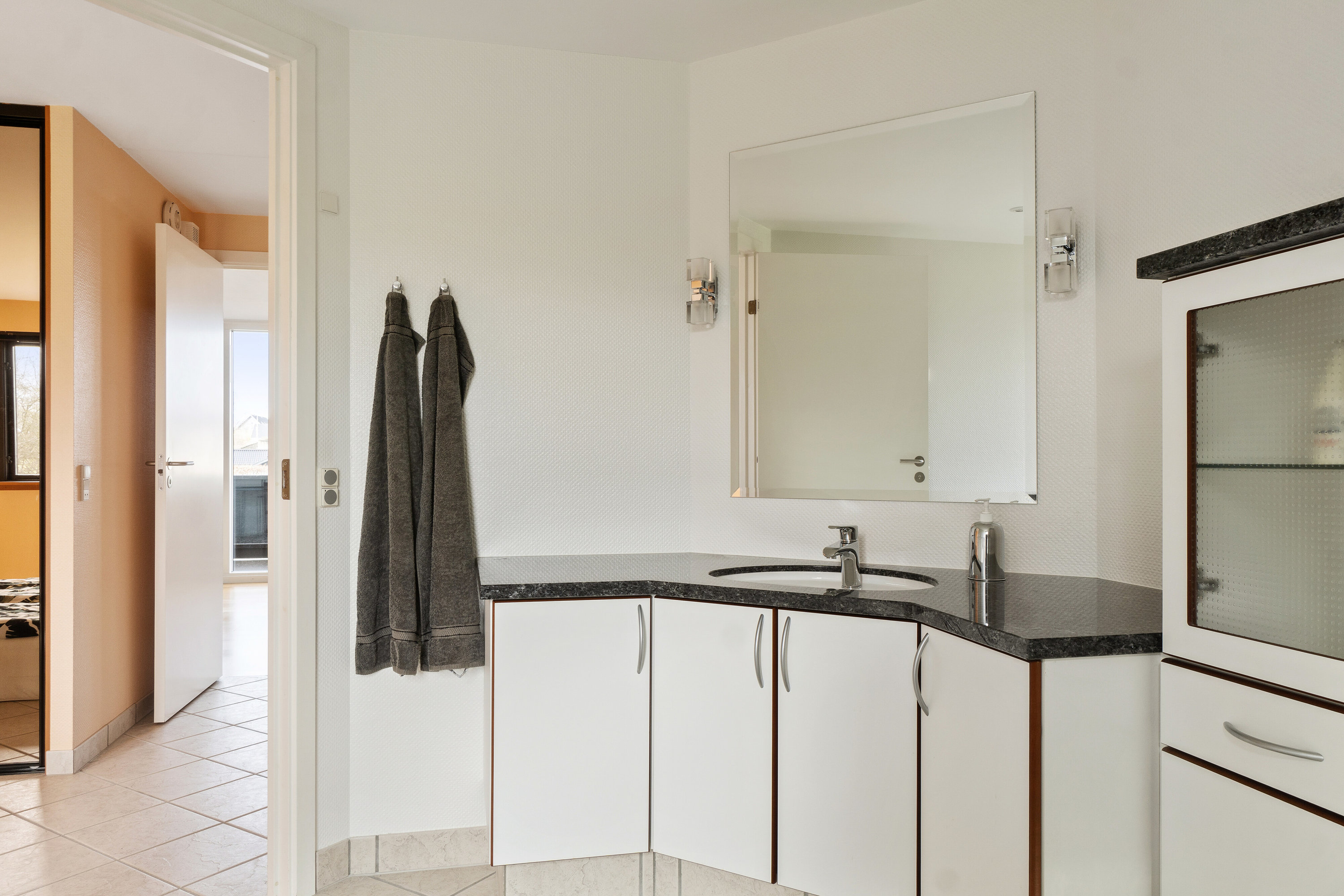 Fremhævet køkken billede i fuldskærmstilstand. Billede af Søndermarksvej 170, 4200 Slagelse