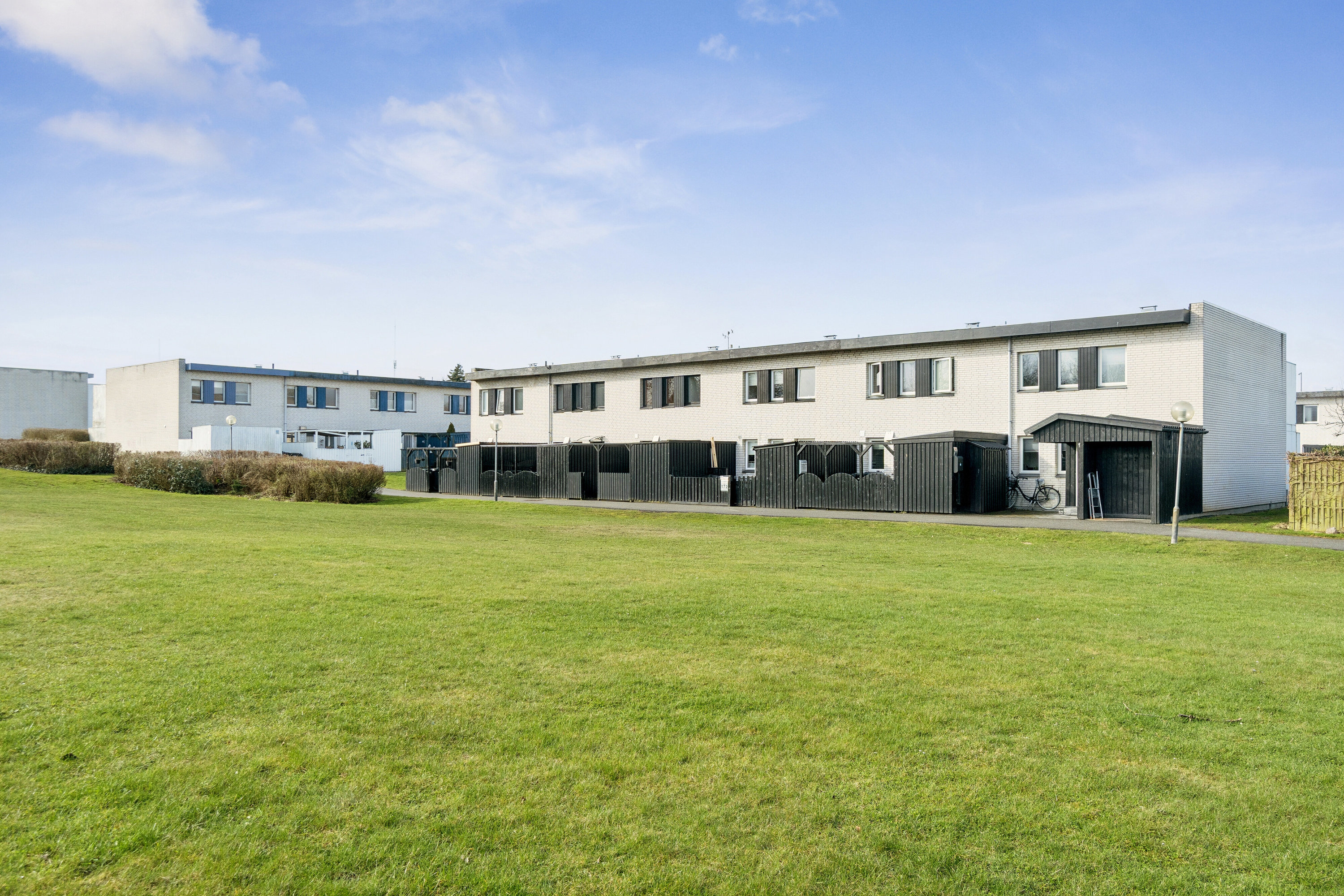 Fremhævet set fra haven billede i fuldskærmstilstand. Billede af Søndermarksvej 170, 4200 Slagelse