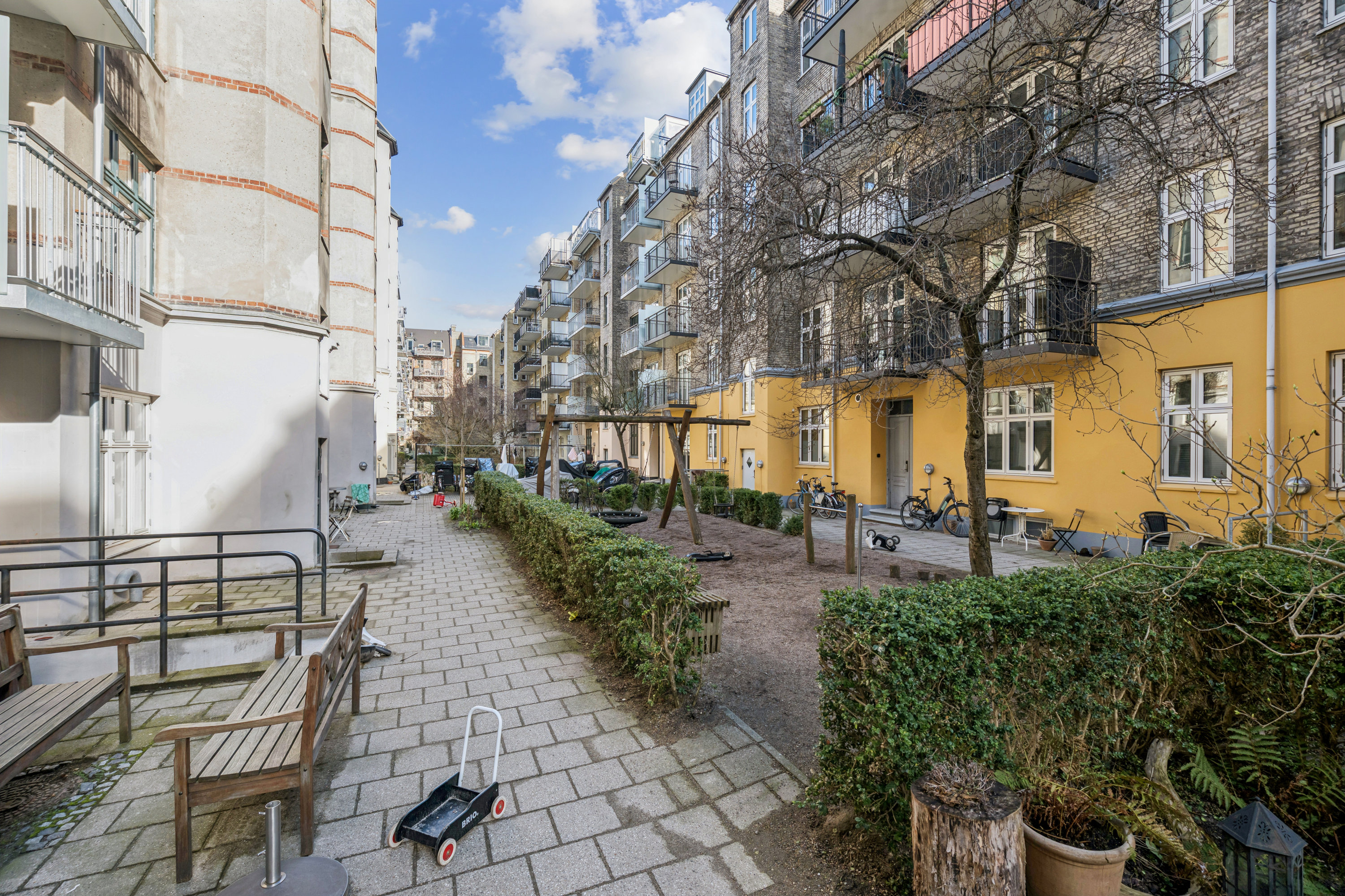 Fremhævet andet billede i fuldskærmstilstand. Billede af Marstalsgade 32, 1. th., 2100 København Ø