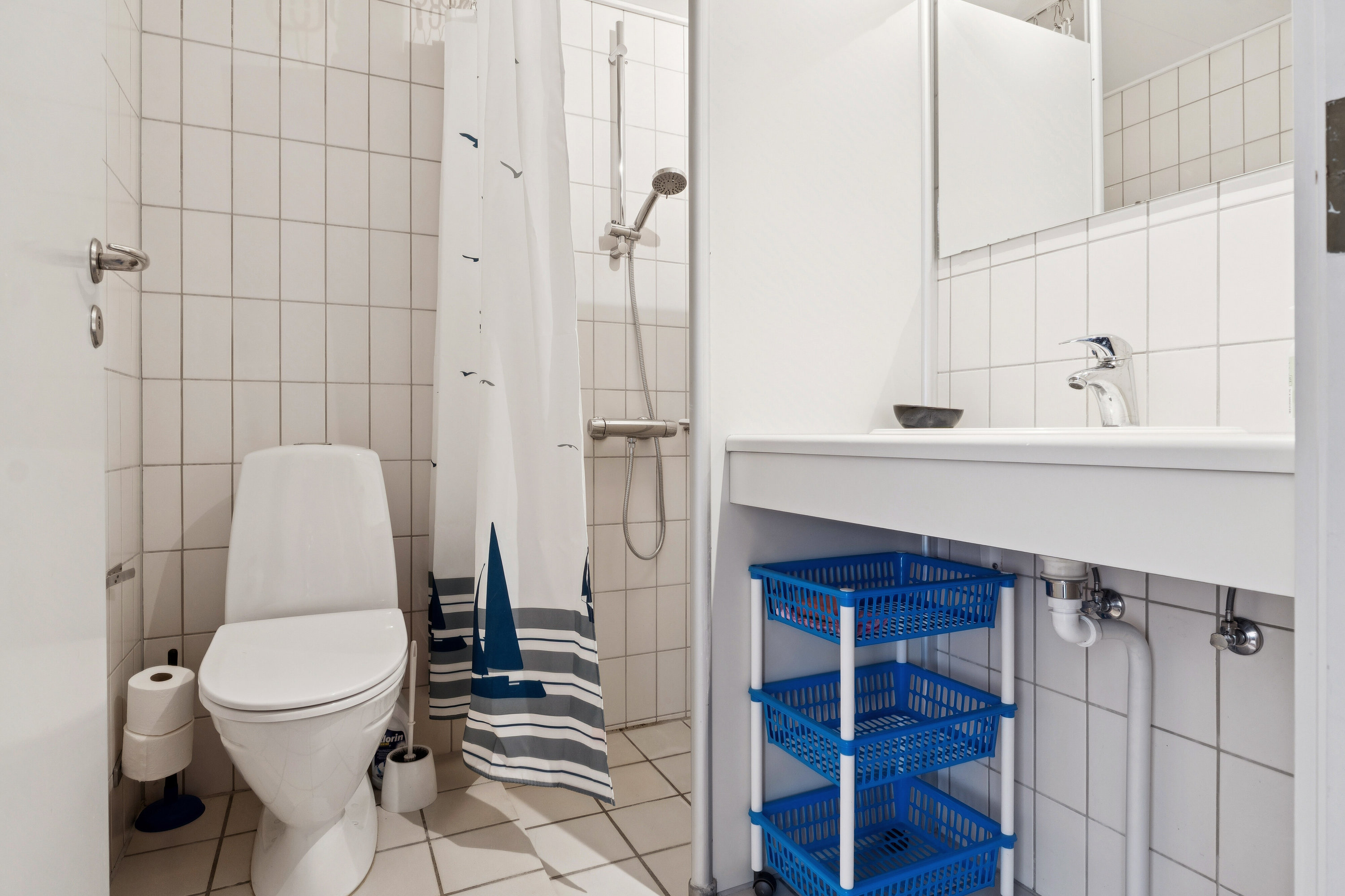 Fremhævet badeværelse billede i fuldskærmstilstand. Billede af Skudehavnen 1, 1., 5900 Rudkøbing