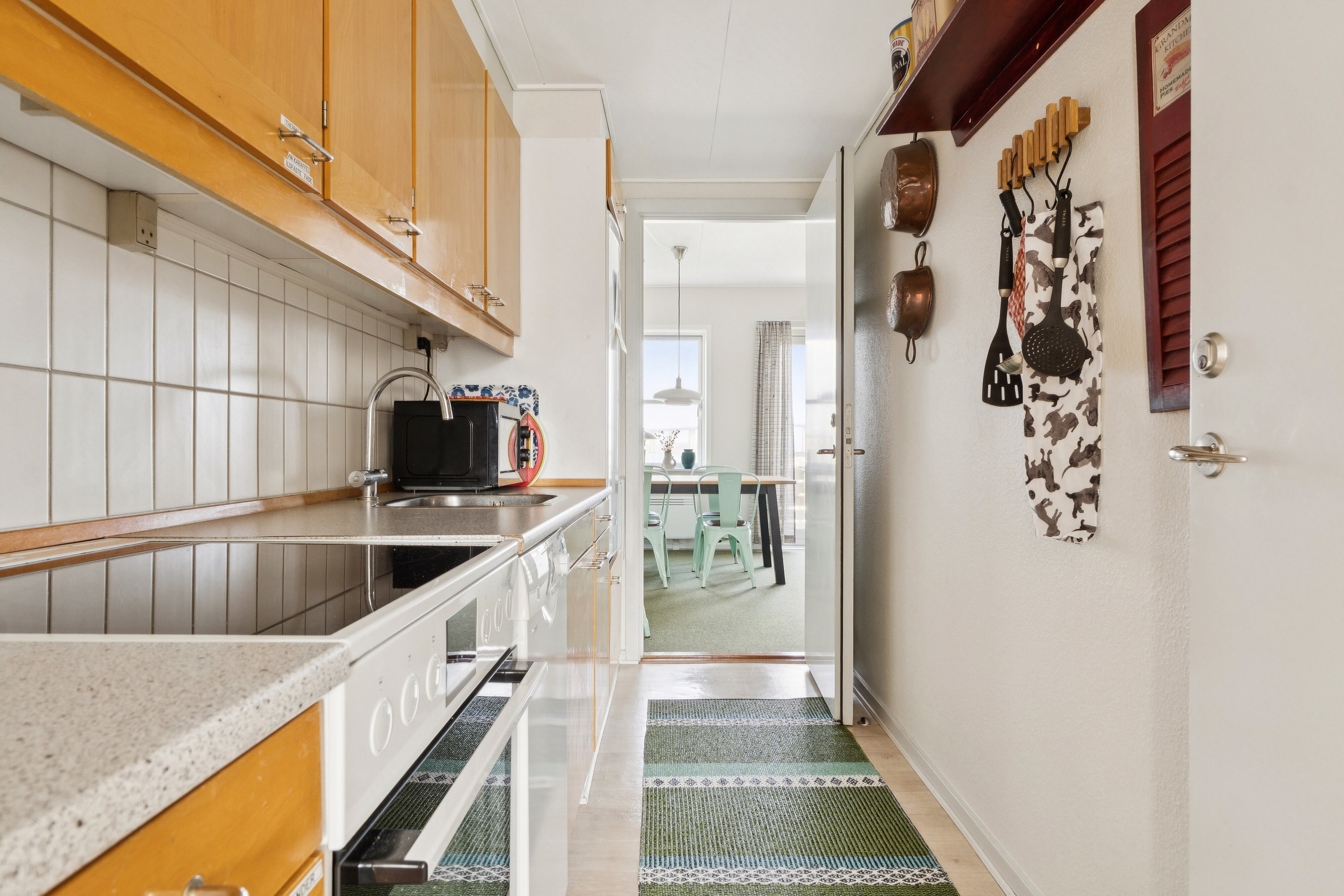 Fremhævet køkken billede i fuldskærmstilstand. Billede af Skudehavnen 1, 1., 5900 Rudkøbing