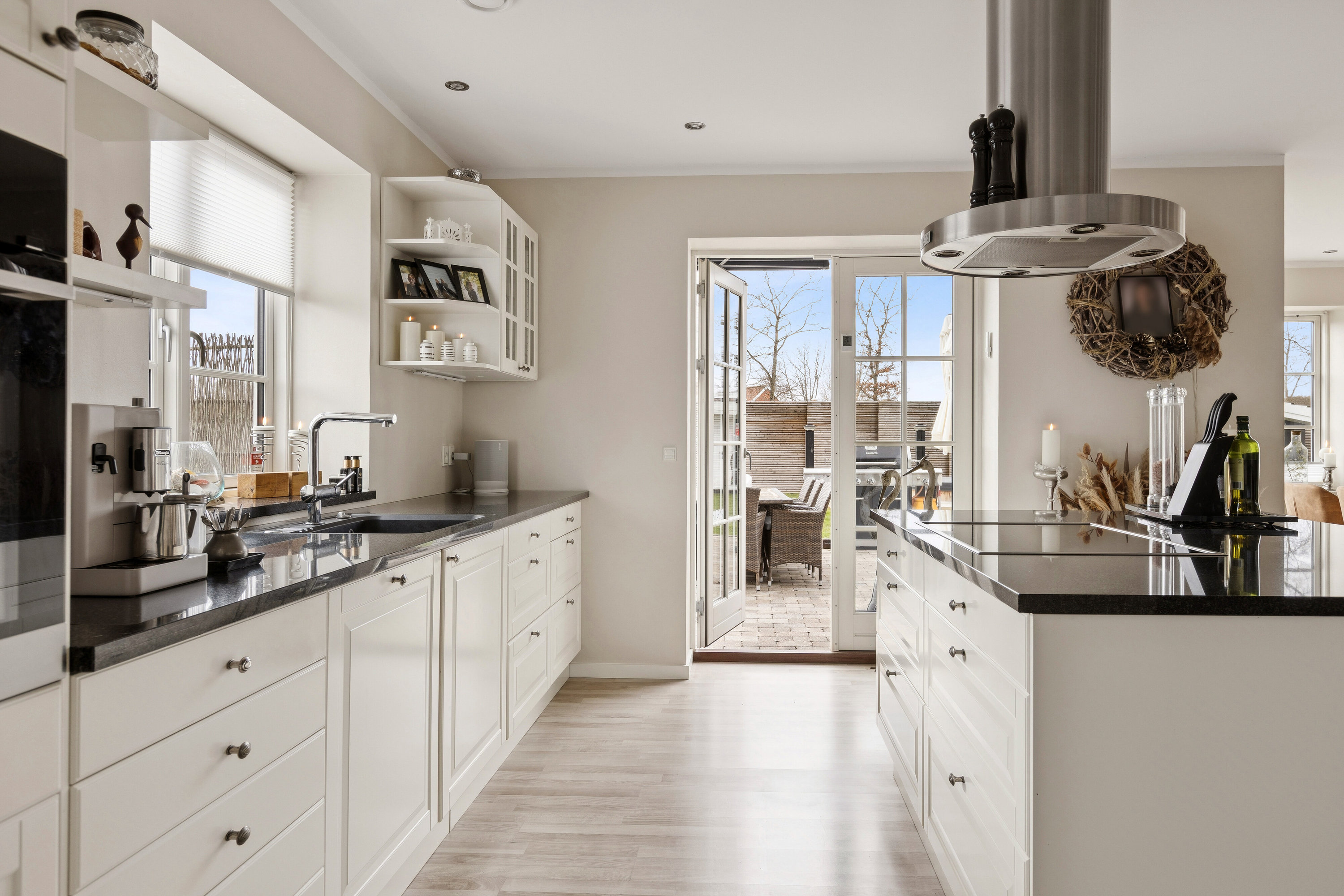 Fremhævet køkken billede i fuldskærmstilstand. Billede af Gefionsvej 1, 4654 Faxe Ladeplads