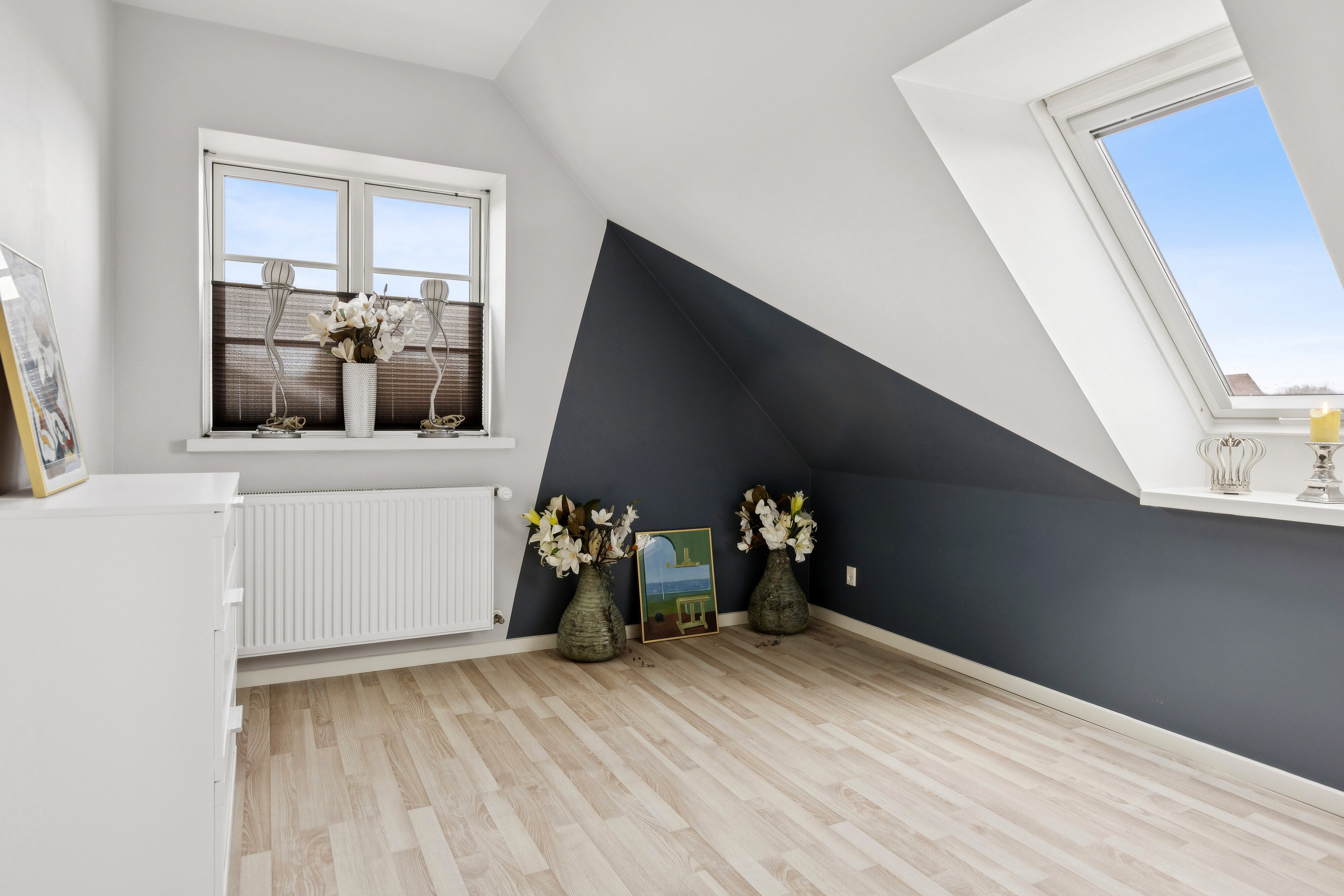 Fremhævet indendørs billede i fuldskærmstilstand. Billede af Gefionsvej 1, 4654 Faxe Ladeplads