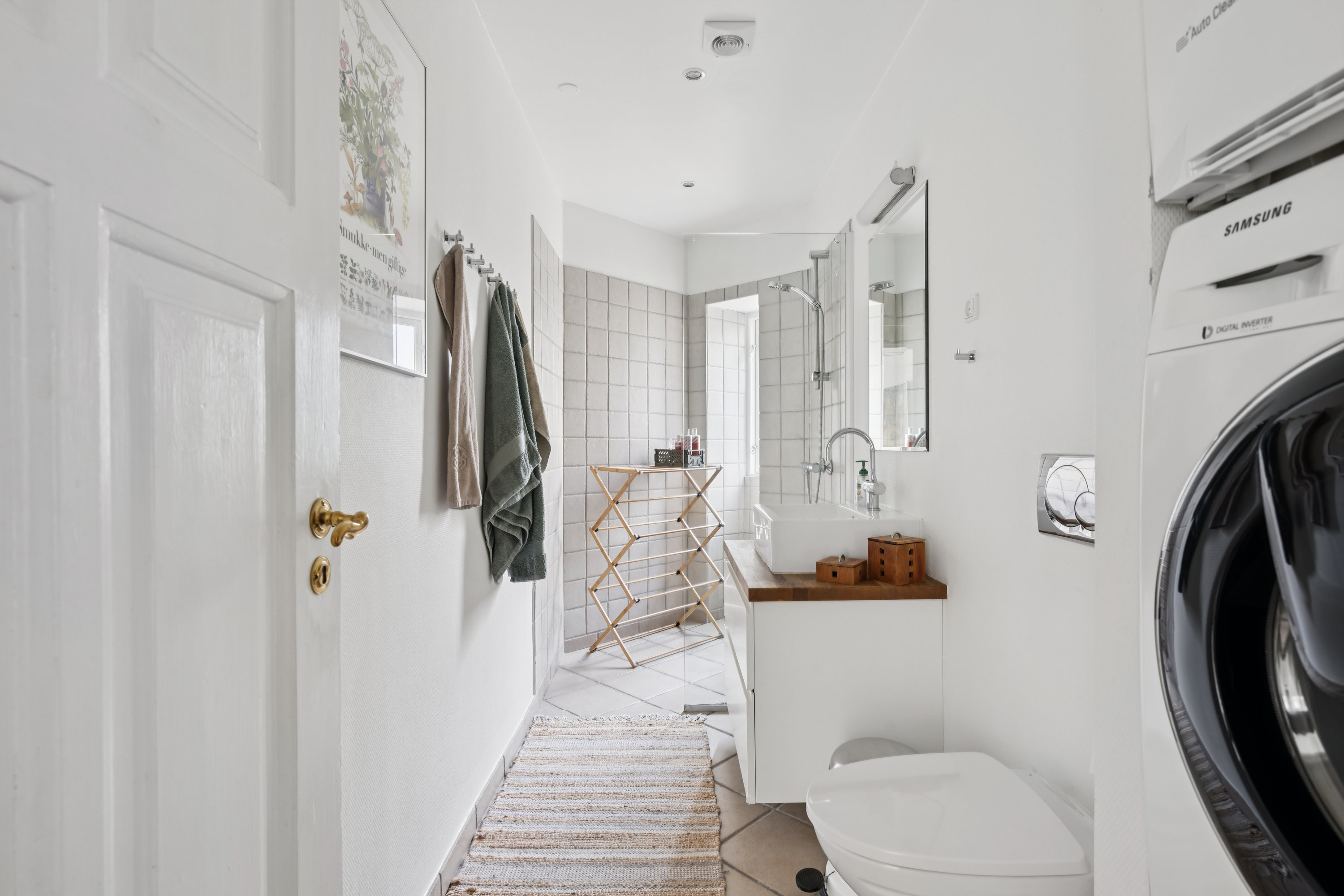 Fremhævet badeværelse billede i fuldskærmstilstand. Billede af Vordingborggade 37, st.. th., 2100 København Ø