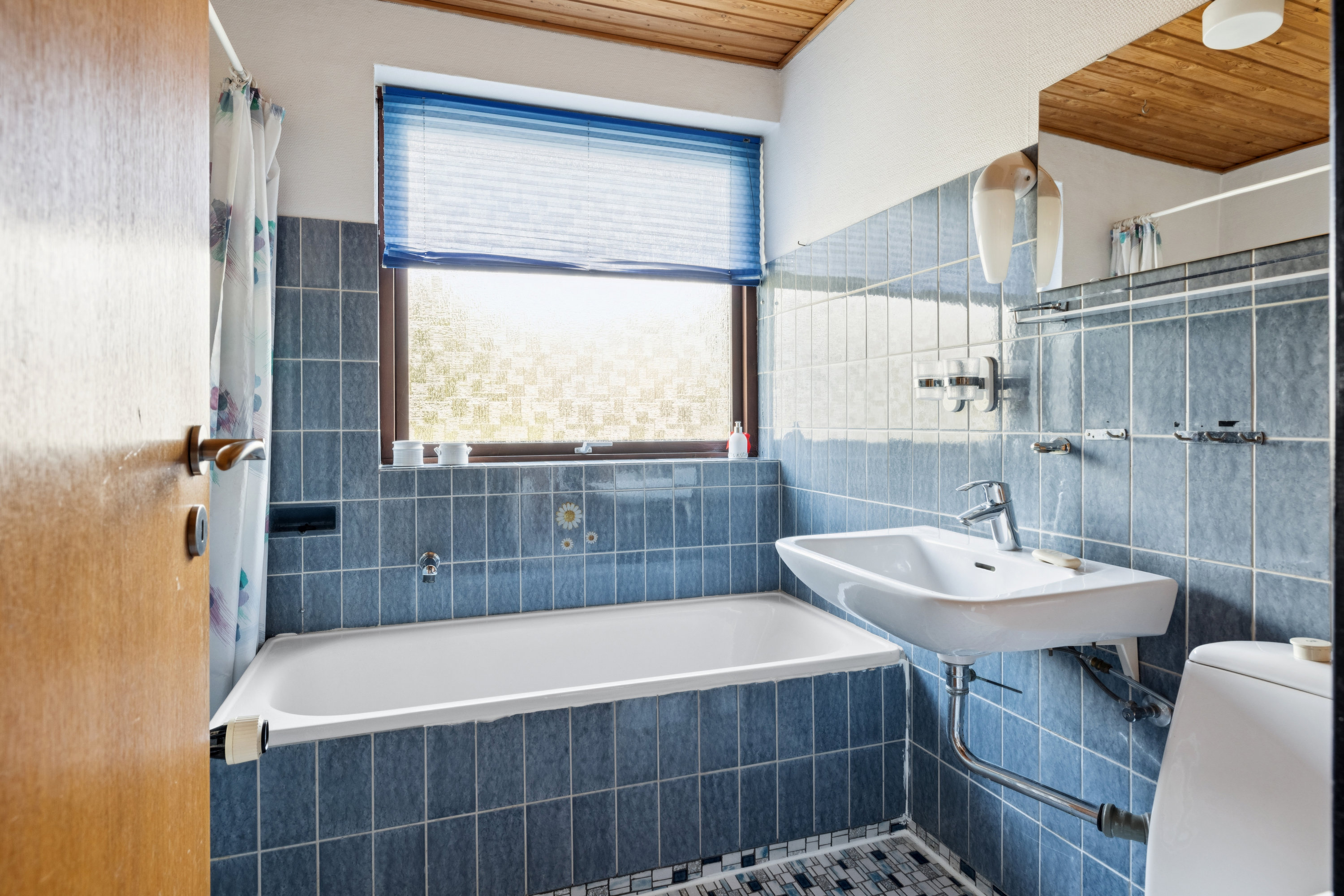 Fremhævet badeværelse billede i fuldskærmstilstand. Billede af Rævlingstien 9, Birgittelyst, 8800 Viborg