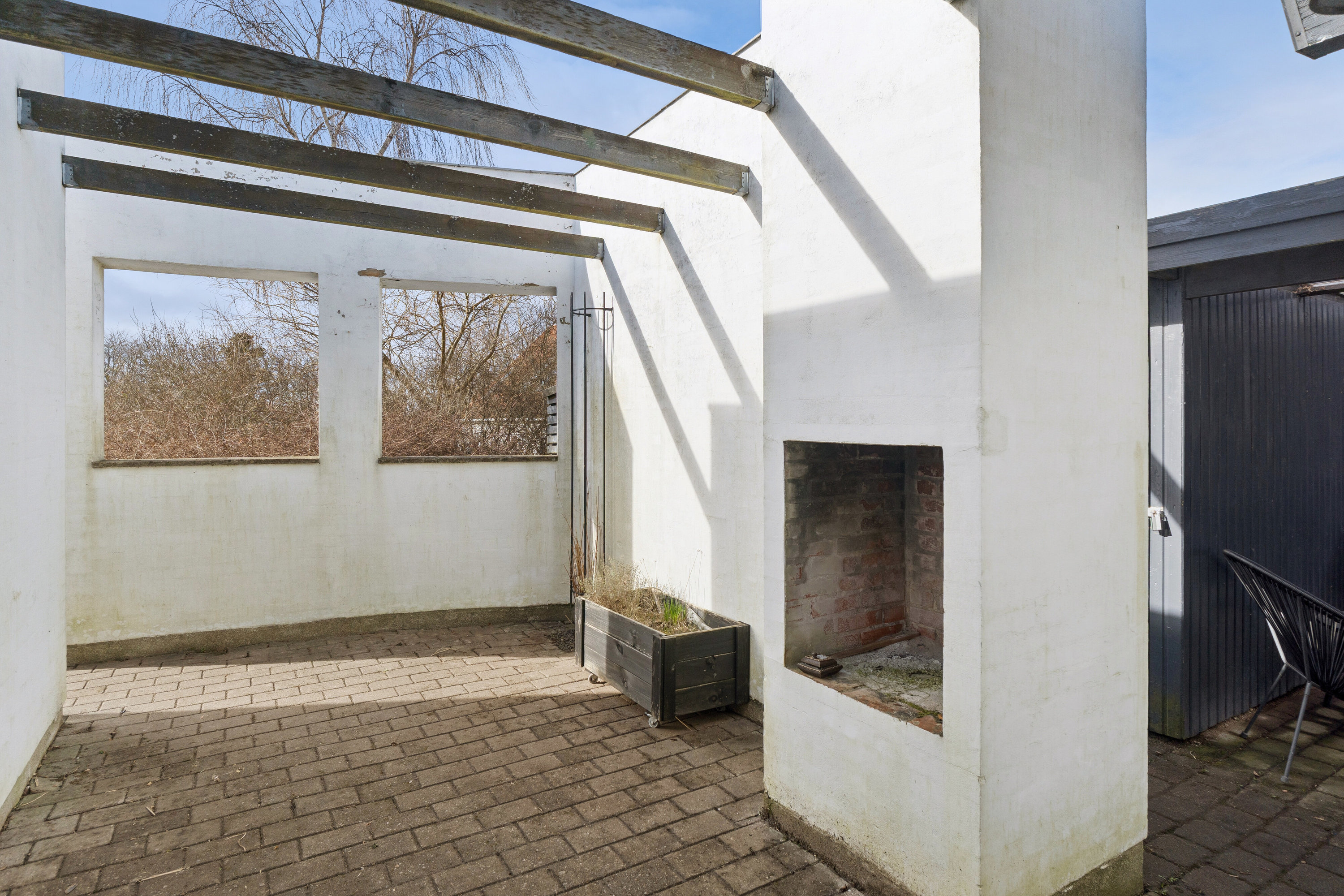 Fremhævet udendørs billede i fuldskærmstilstand. Billede af Emilsgave 55, 4130 Viby Sjælland