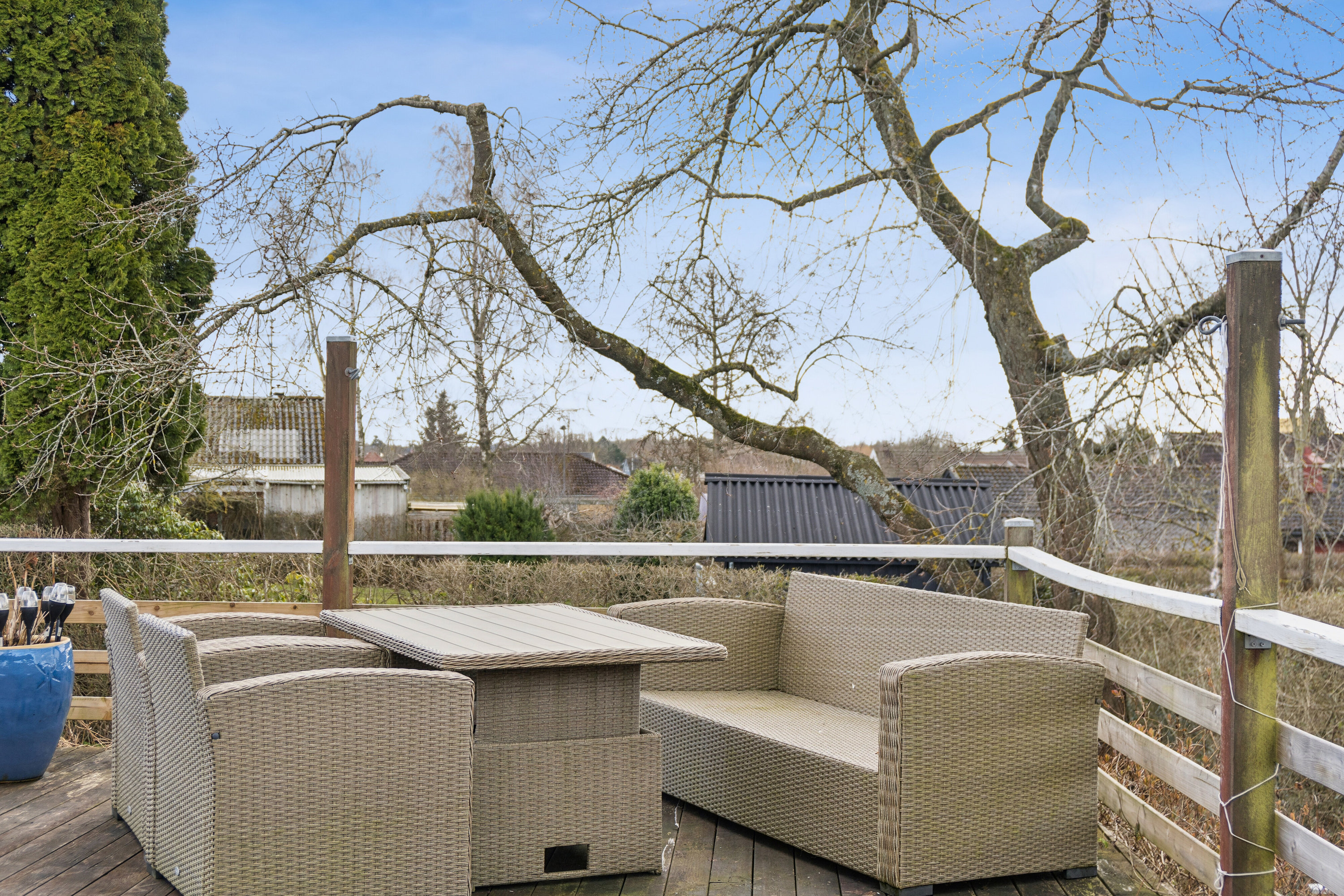 Fremhævet udendørs billede i fuldskærmstilstand. Billede af Emilsgave 55, 4130 Viby Sjælland