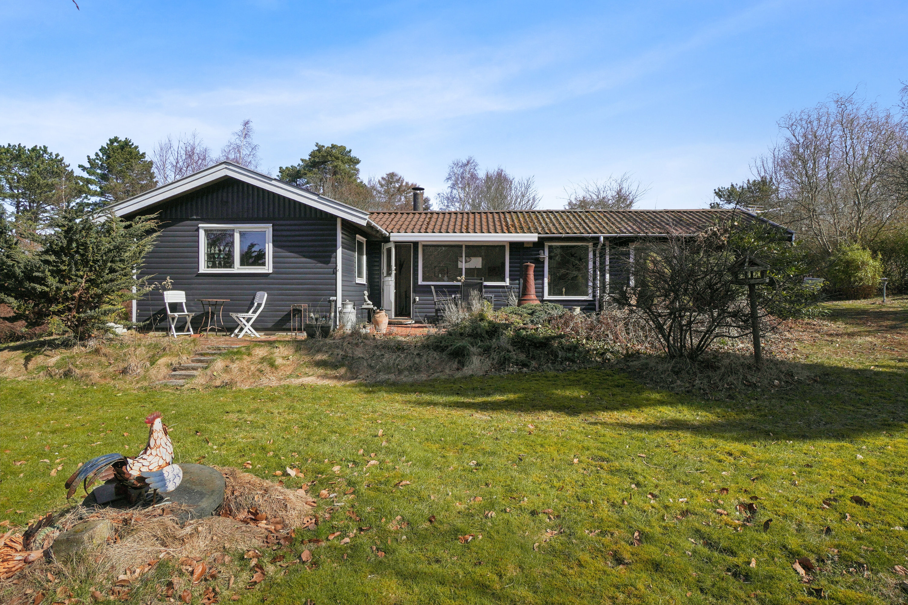 Fremhævet set fra haven billede i fuldskærmstilstand. Billede af Egelunden 22, Tollerup, 3370 Melby