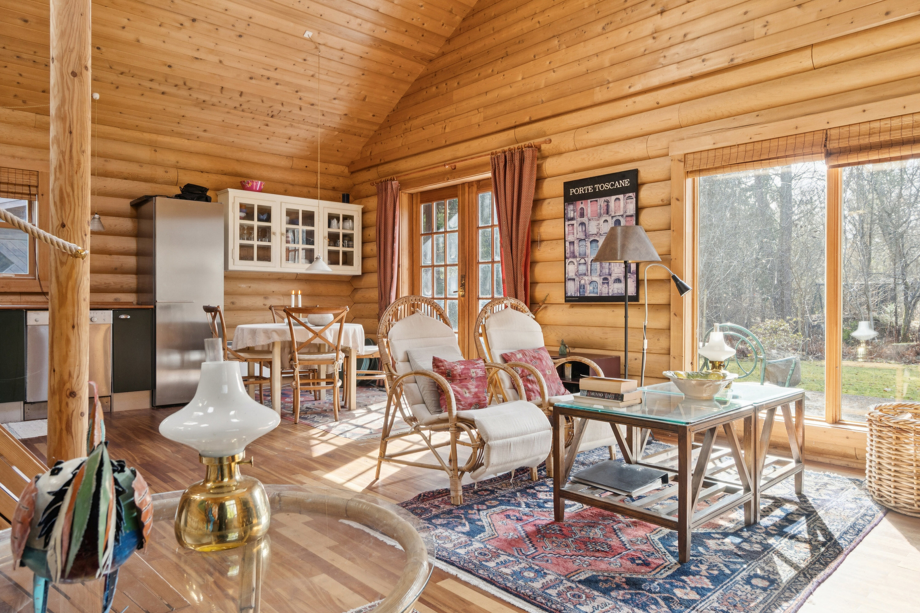 Fremhævet stue billede i fuldskærmstilstand. Billede af Revlingsvinget 10, Tibirke Sand, 3300 Frederiksværk