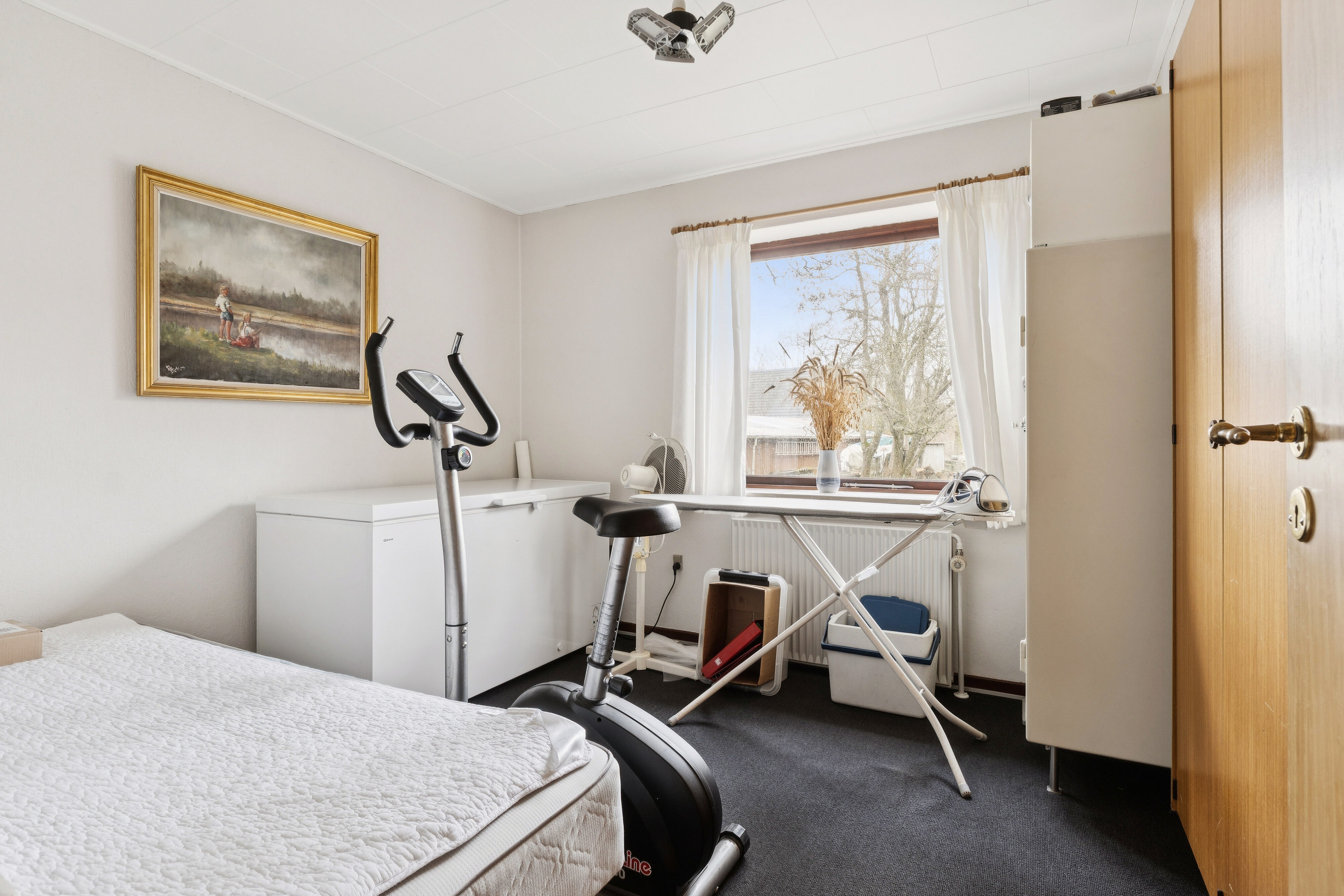 Fremhævet soveværelse billede i fuldskærmstilstand. Billede af Burrevej 15, St Jyndevad, 6360 Tinglev