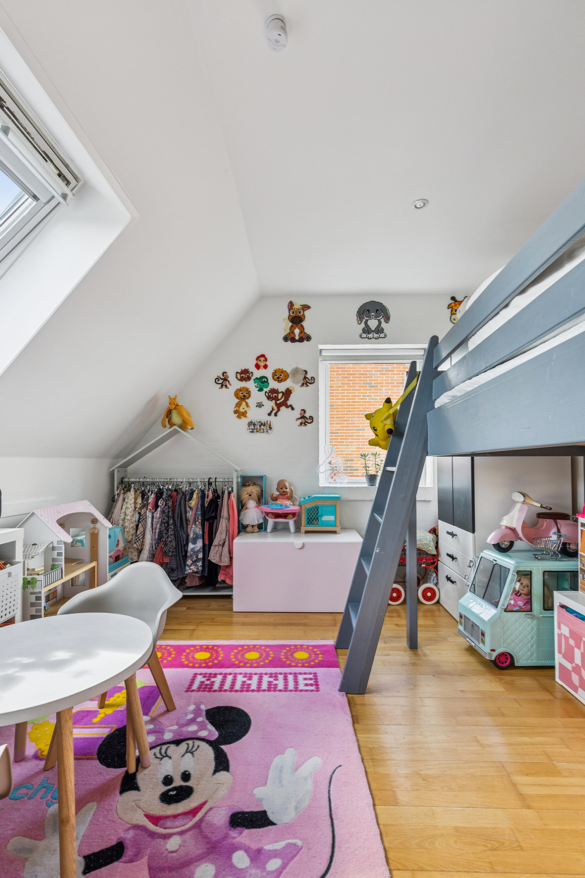 Fremhævet børneværelse billede i fuldskærmstilstand. Billede af Plantevej 49, Appenæs, 4700 Næstved