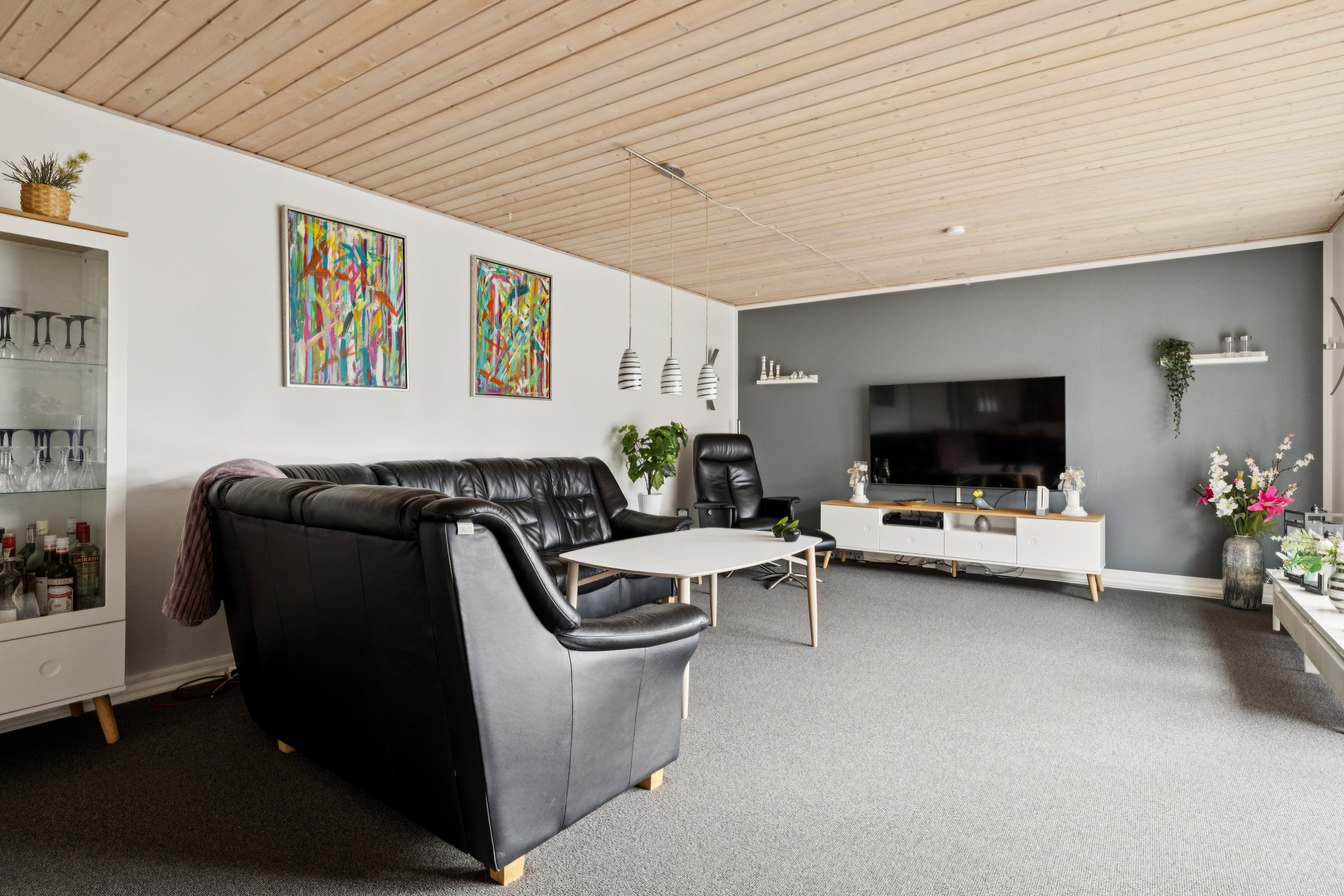 Fremhævet stue billede i fuldskærmstilstand. Billede af Ahornvej 16, 9632 Møldrup