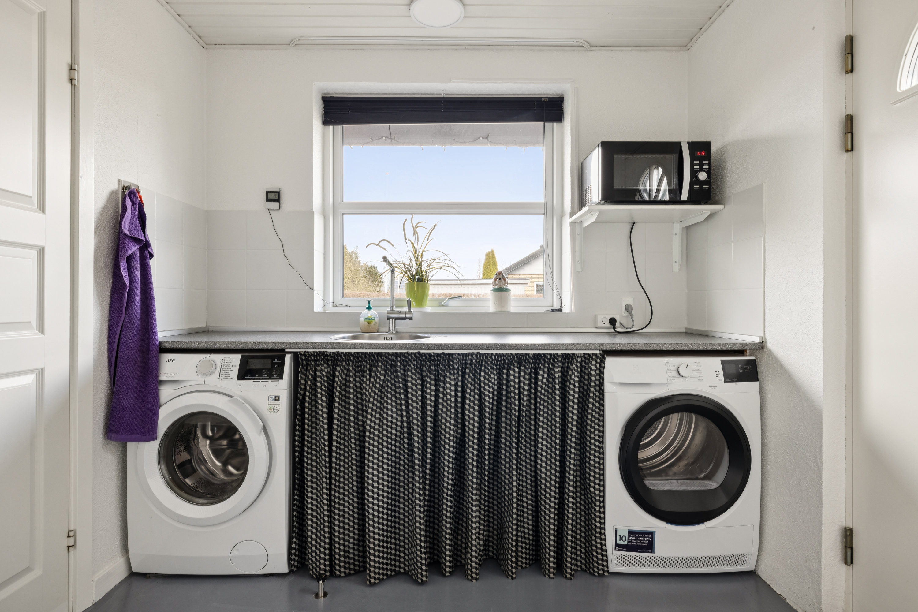 Fremhævet bad billede i fuldskærmstilstand. Billede af Ahornvej 16, 9632 Møldrup