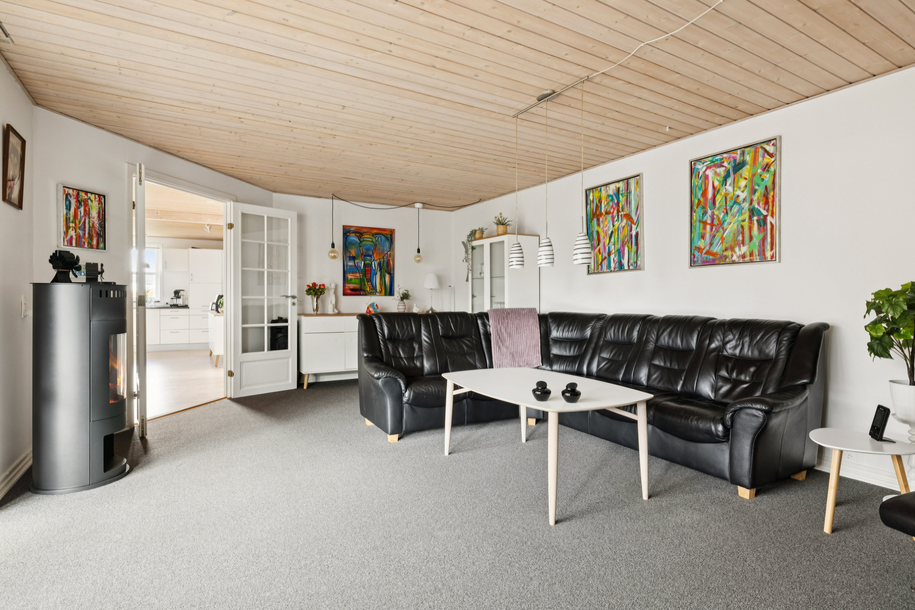 Fremhævet stue billede i fuldskærmstilstand. Billede af Ahornvej 16, 9632 Møldrup