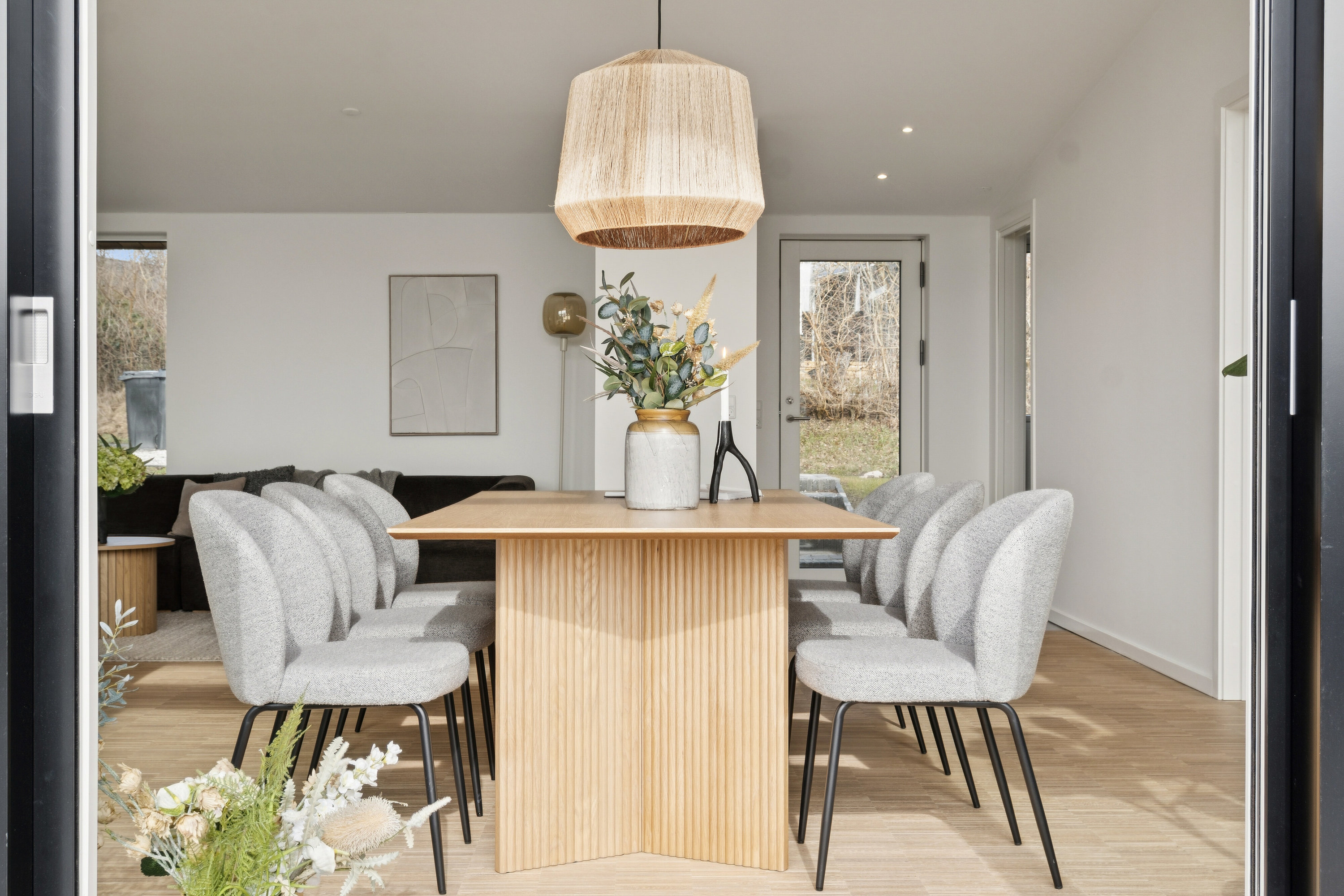 Fremhævet spisestue billede i fuldskærmstilstand. Billede af Skolelodden 28, 3220 Tisvildeleje