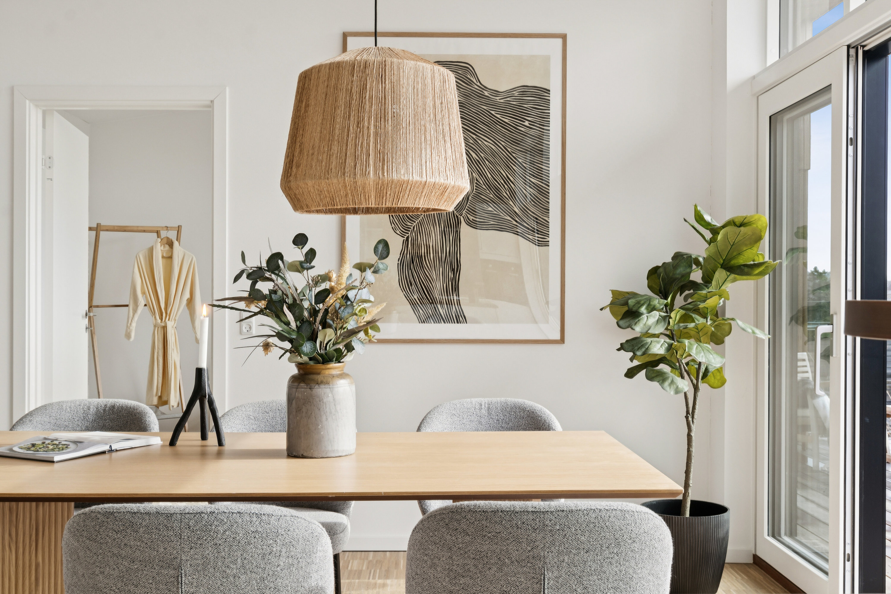 Fremhævet indendørs billede i fuldskærmstilstand. Billede af Skolelodden 28, 3220 Tisvildeleje