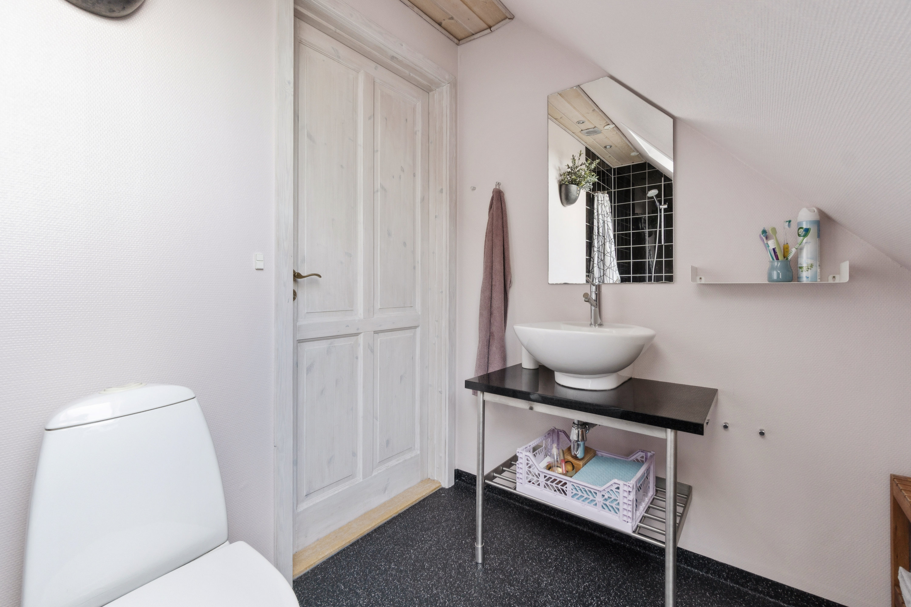 Fremhævet værelse billede i fuldskærmstilstand. Billede af Tjalfesvej 21, 8800 Viborg