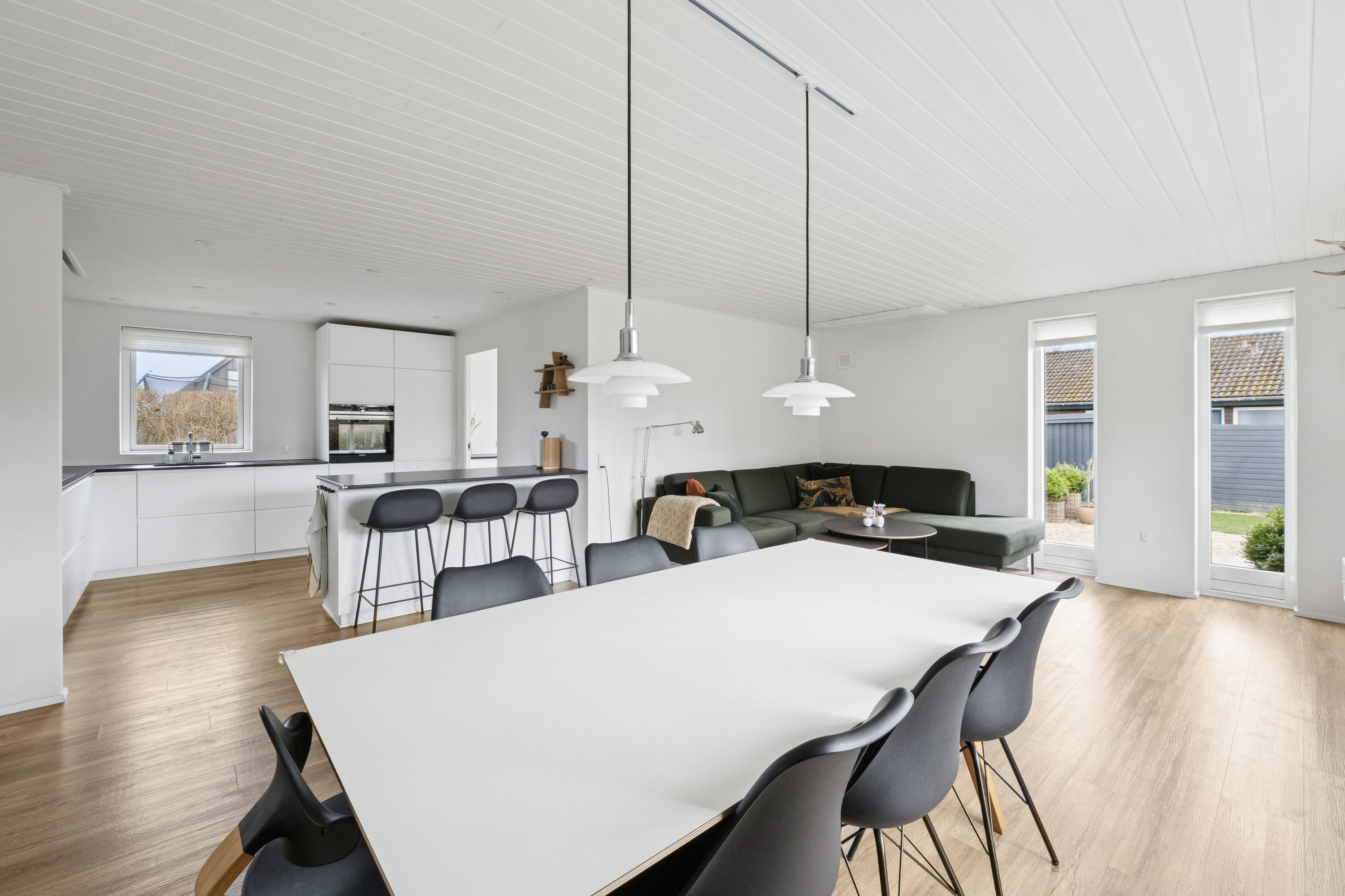 Fremhævet stue billede i fuldskærmstilstand. Billede af Skjelholmvej 26, 7900 Nykøbing M