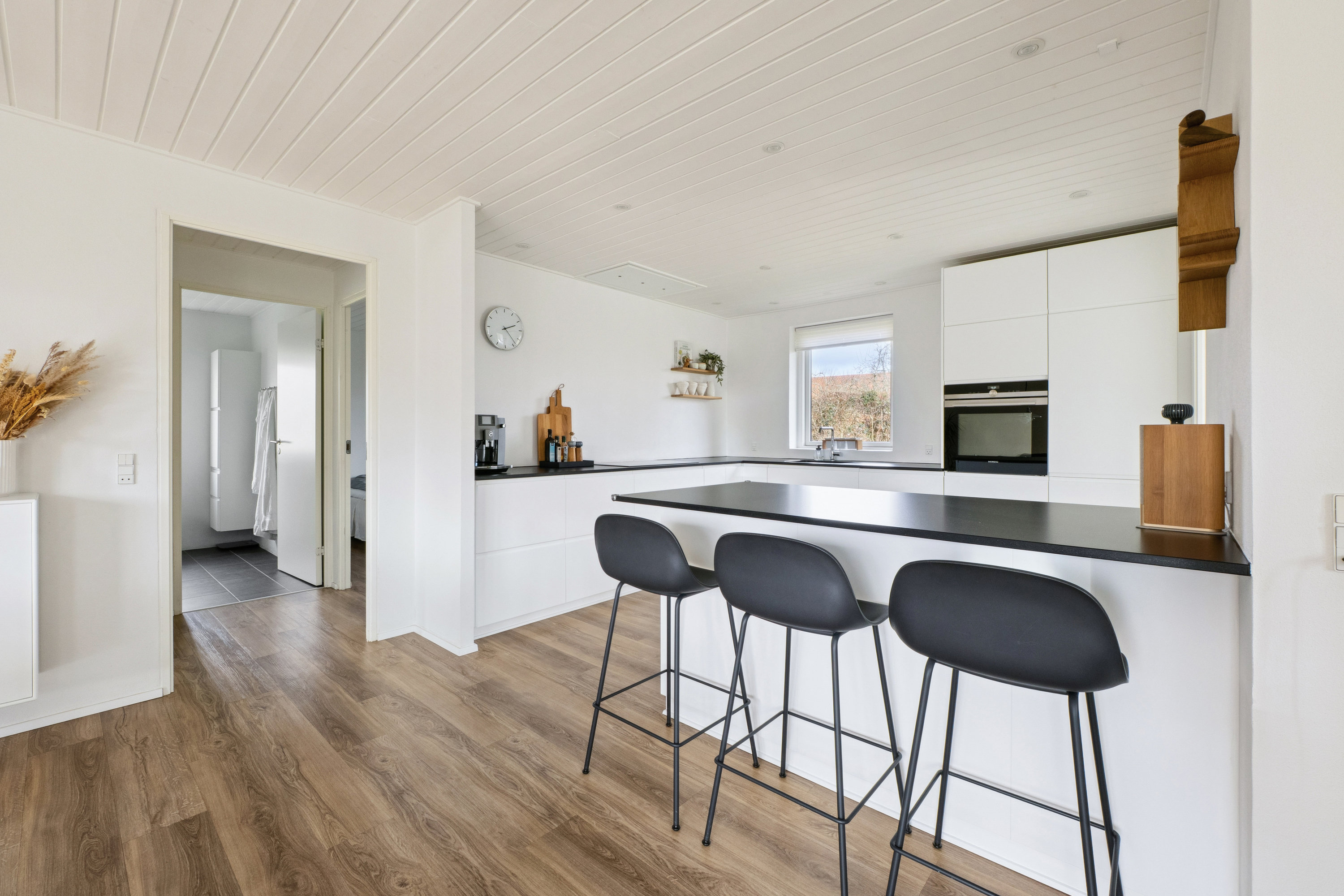 Fremhævet køkken billede i fuldskærmstilstand. Billede af Skjelholmvej 26, 7900 Nykøbing M