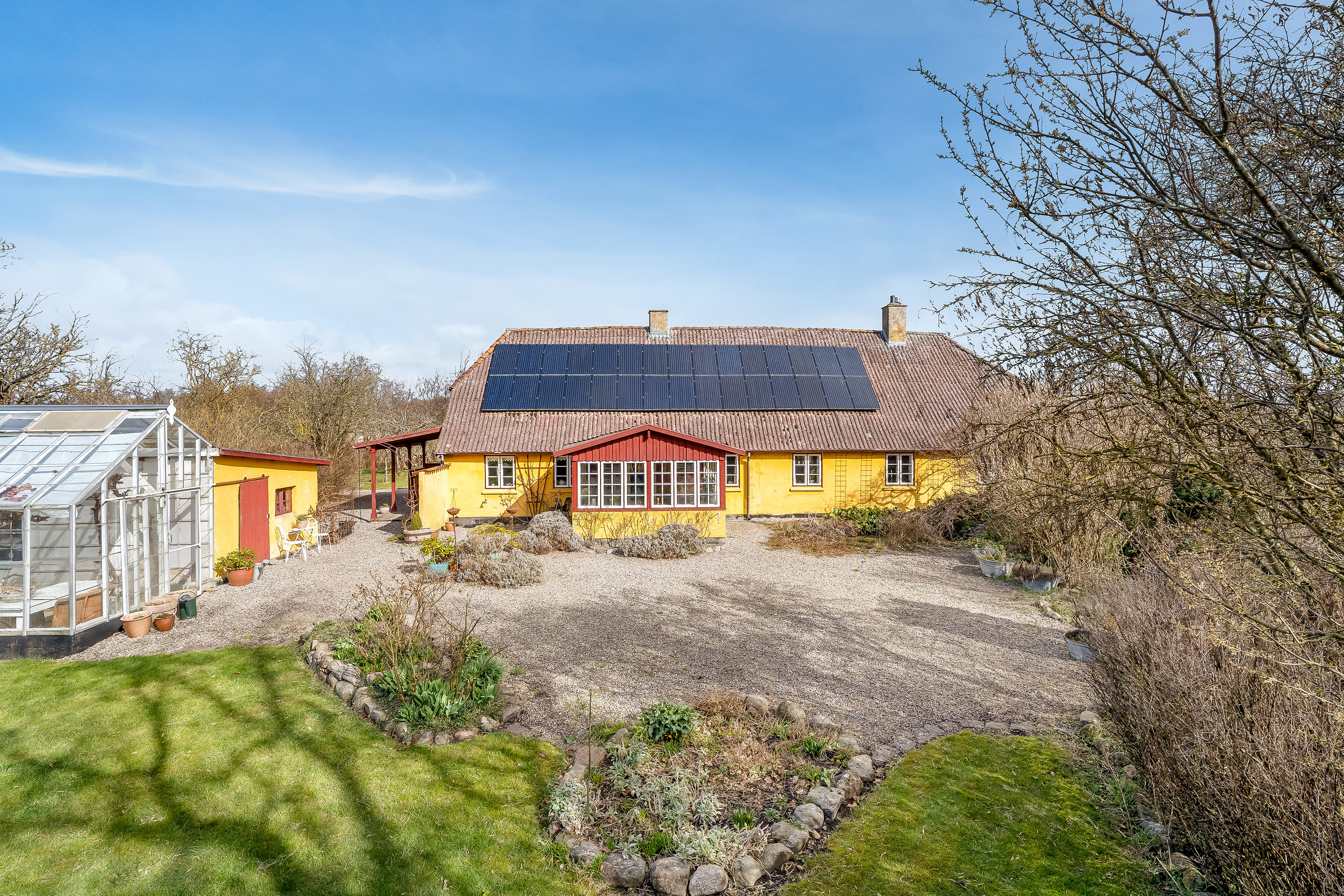 Fremhævet mastefoto billede i fuldskærmstilstand. Billede af Bursøvej 11, Bursø, 4930 Maribo