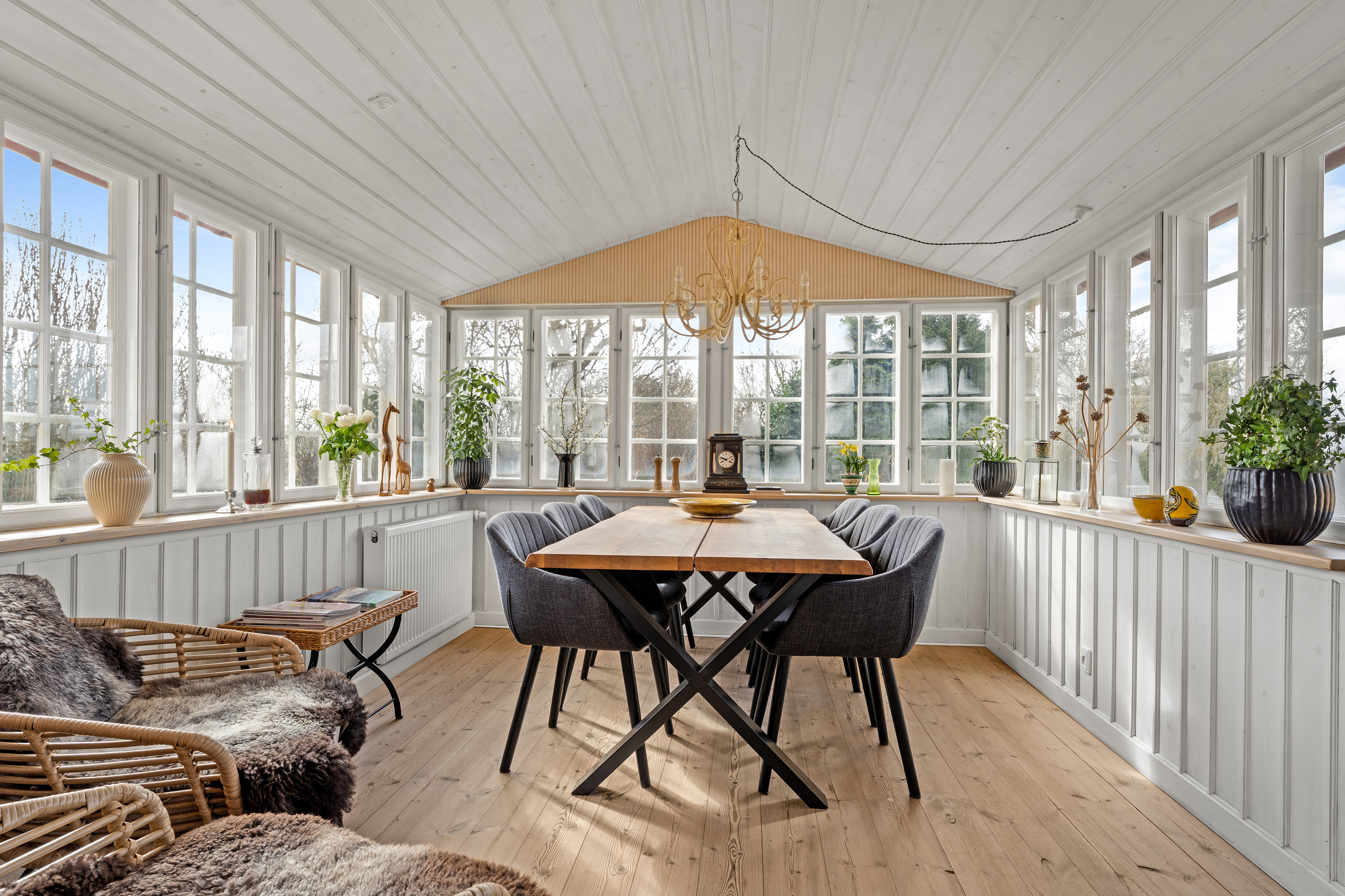 Fremhævet udestue billede i fuldskærmstilstand. Billede af Bursøvej 11, Bursø, 4930 Maribo