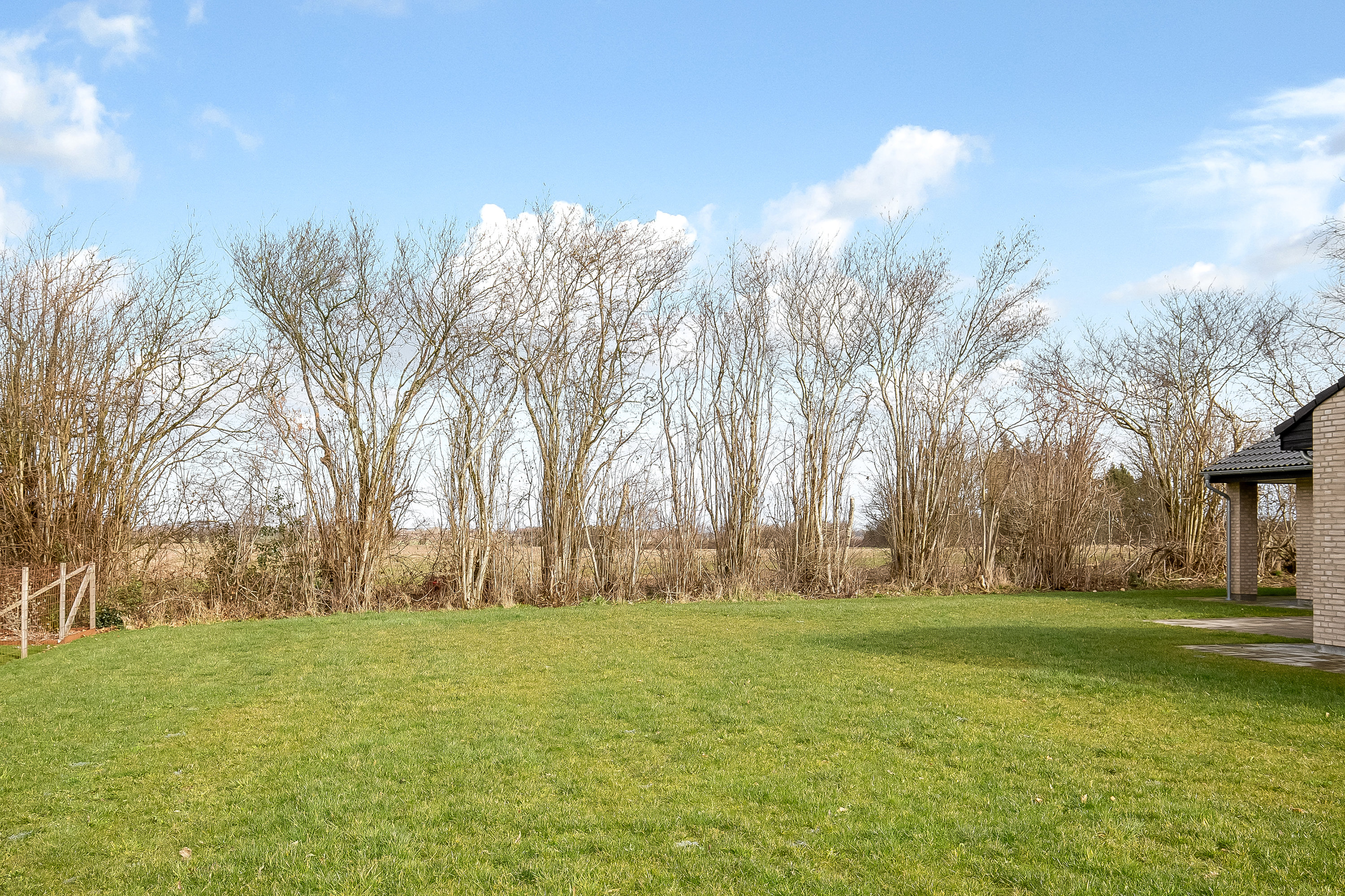 Fremhævet have billede i fuldskærmstilstand. Billede af Sydbanen 5, 6093 Sjølund