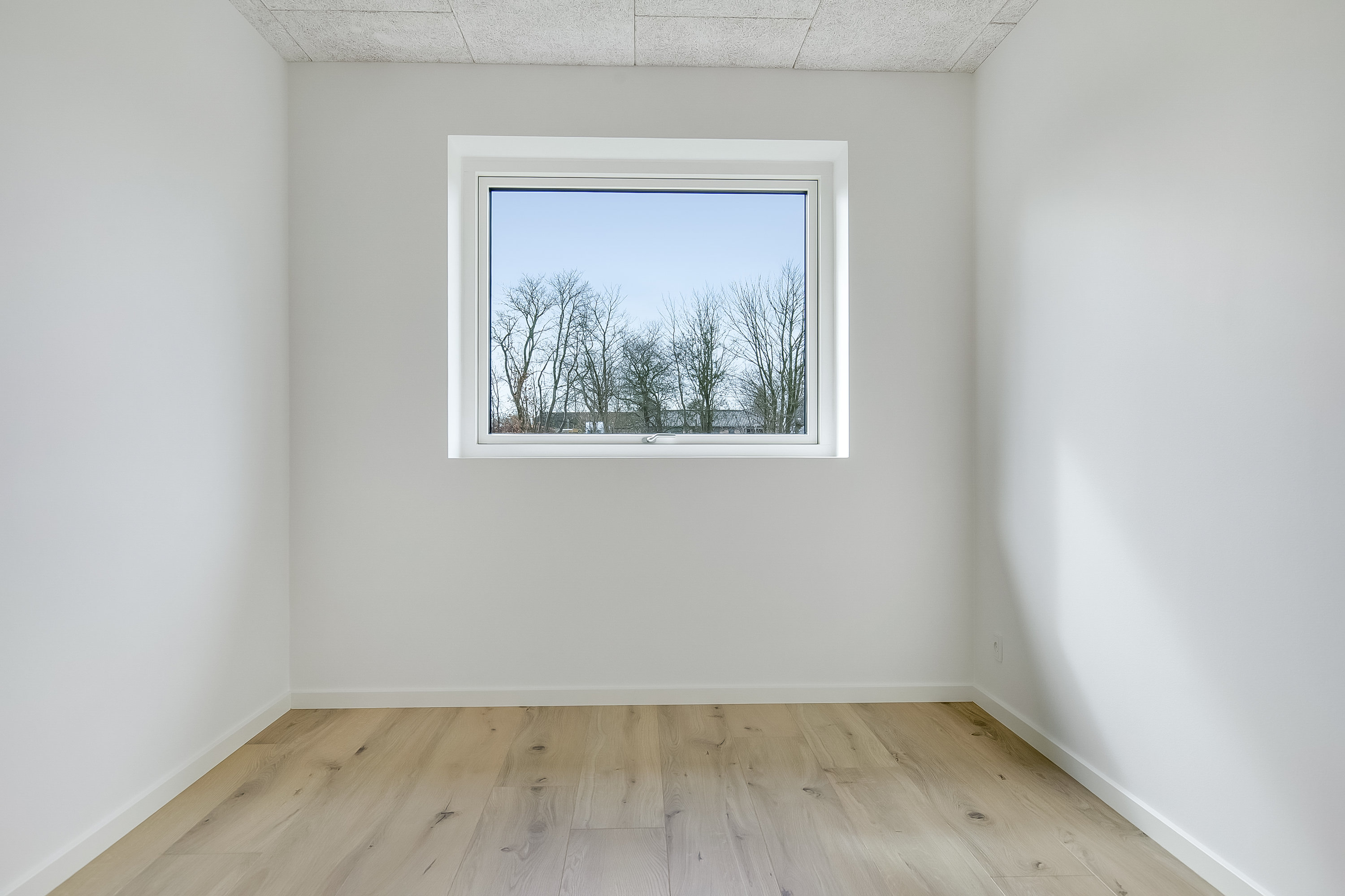 Fremhævet værelse billede i fuldskærmstilstand. Billede af Sydbanen 5, 6093 Sjølund