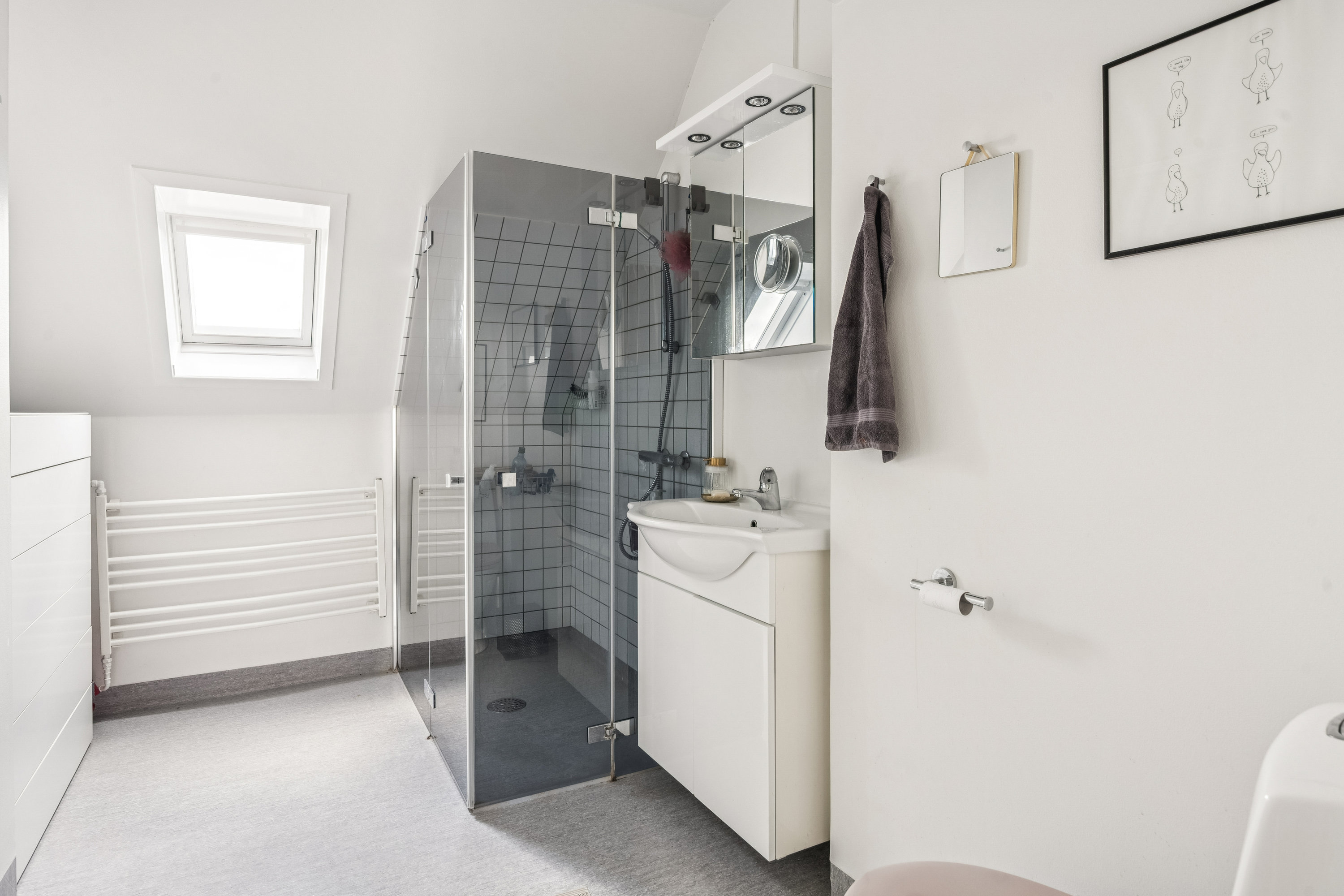 Fremhævet badeværelse billede i fuldskærmstilstand. Billede af Samsøgade 85, 8000 Aarhus C