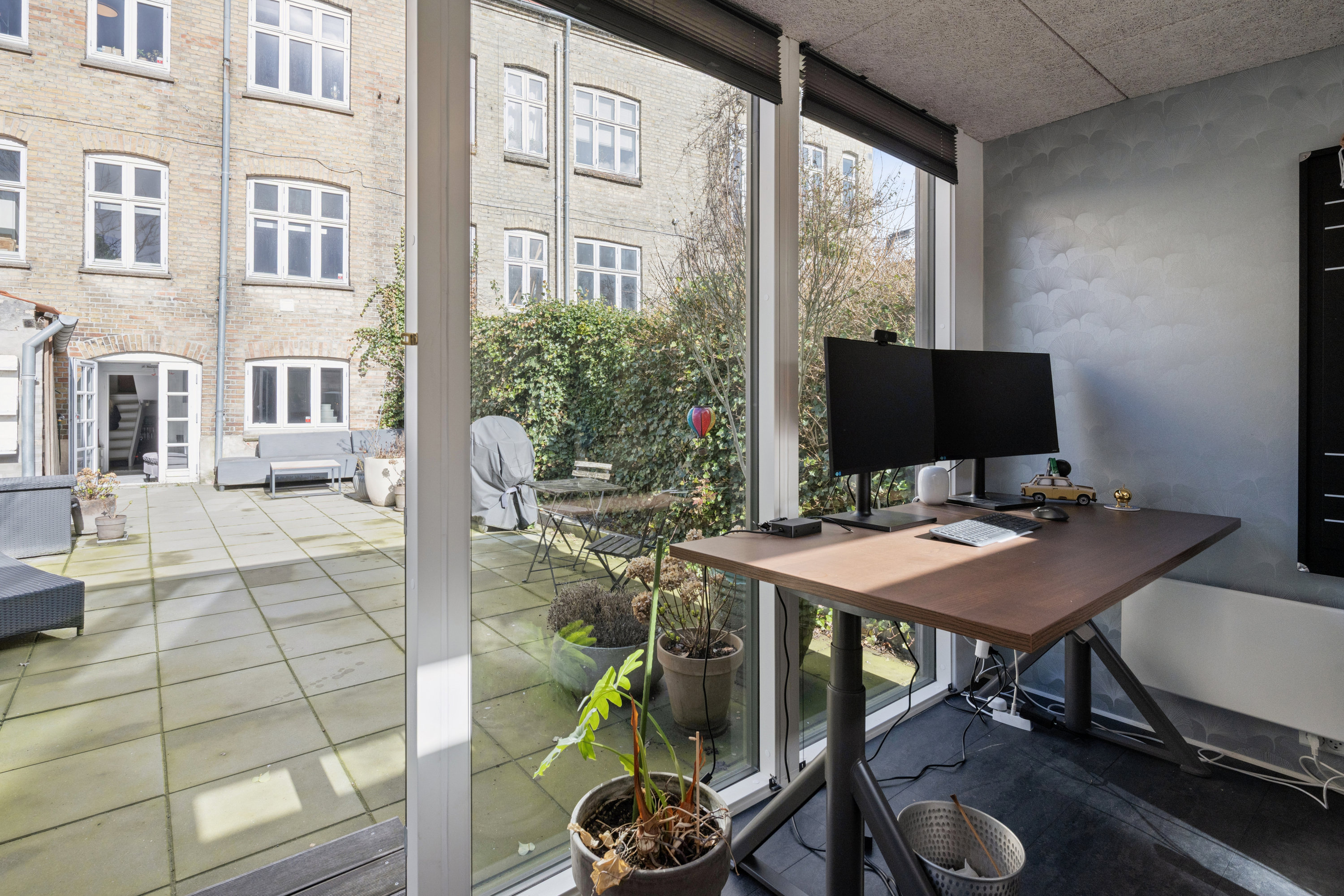 Fremhævet terrasse billede i fuldskærmstilstand. Billede af Samsøgade 85, 8000 Aarhus C