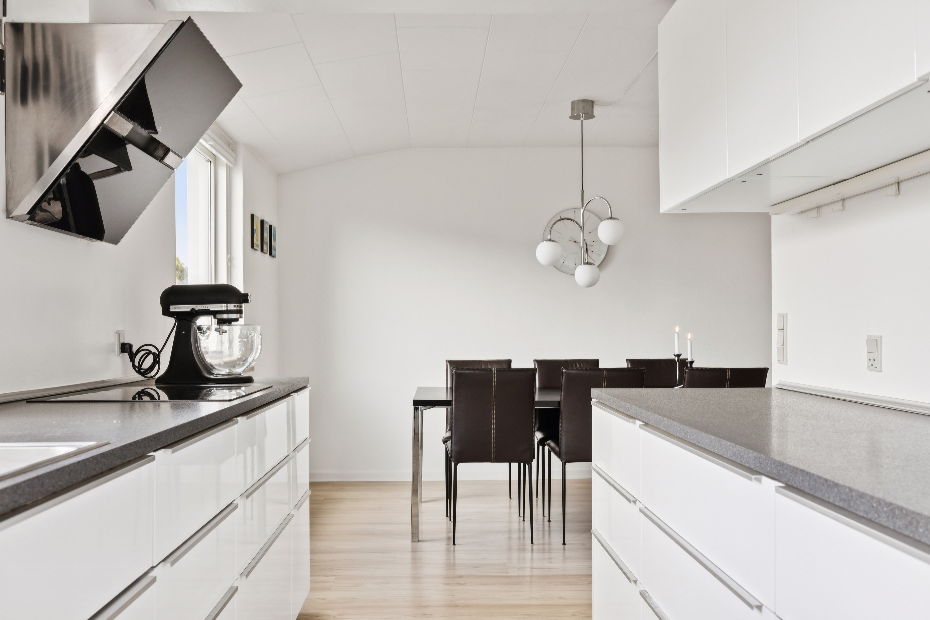 Fremhævet køkken billede i fuldskærmstilstand. Billede af Baronvej 4, 5610 Assens