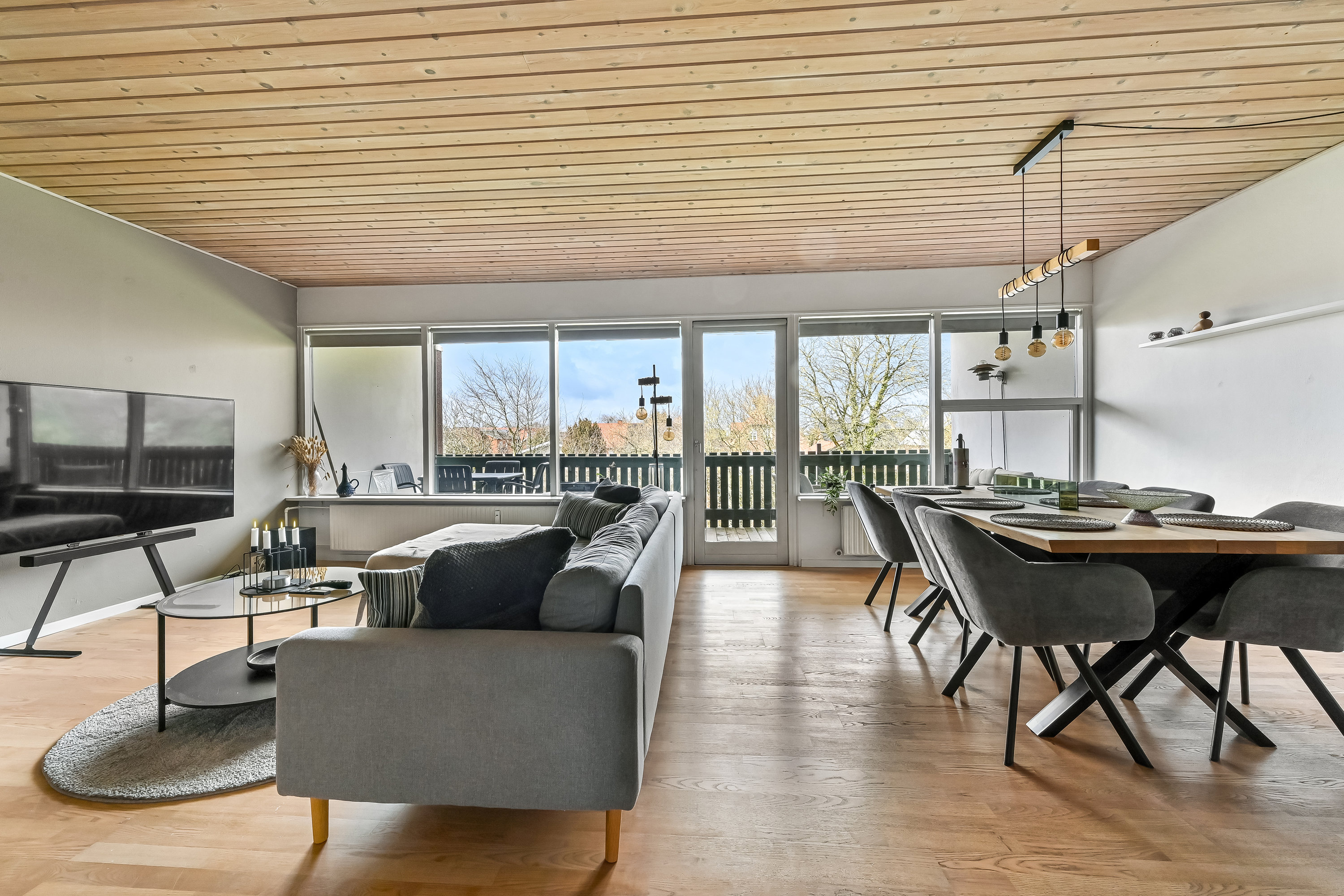 Fremhævet stue billede i fuldskærmstilstand. Billede af Odinsgade 5A, 1., 7400 Herning