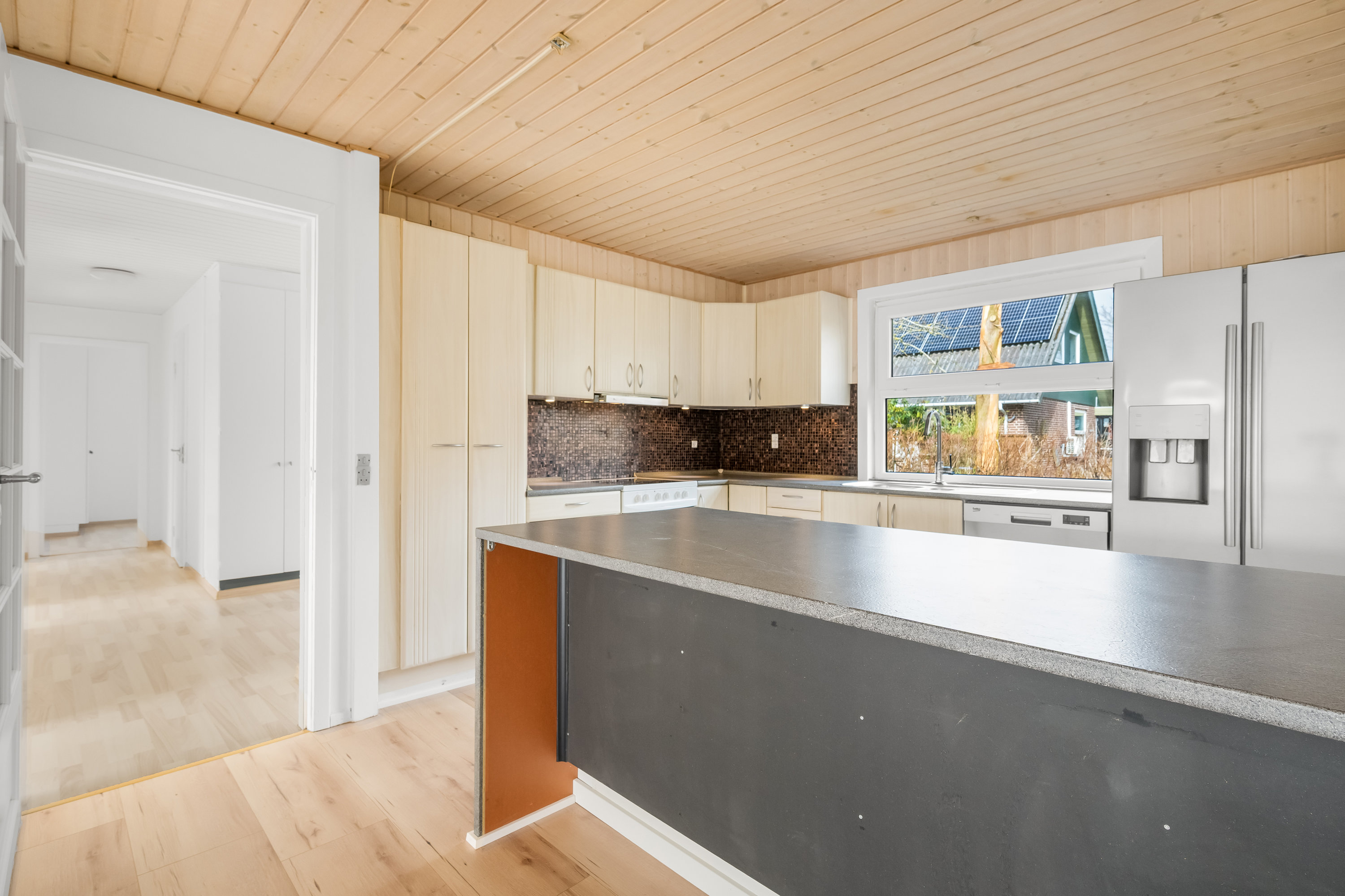 Fremhævet køkken billede i fuldskærmstilstand. Billede af Velling Kirkeby 45, Velling, 6950 Ringkøbing