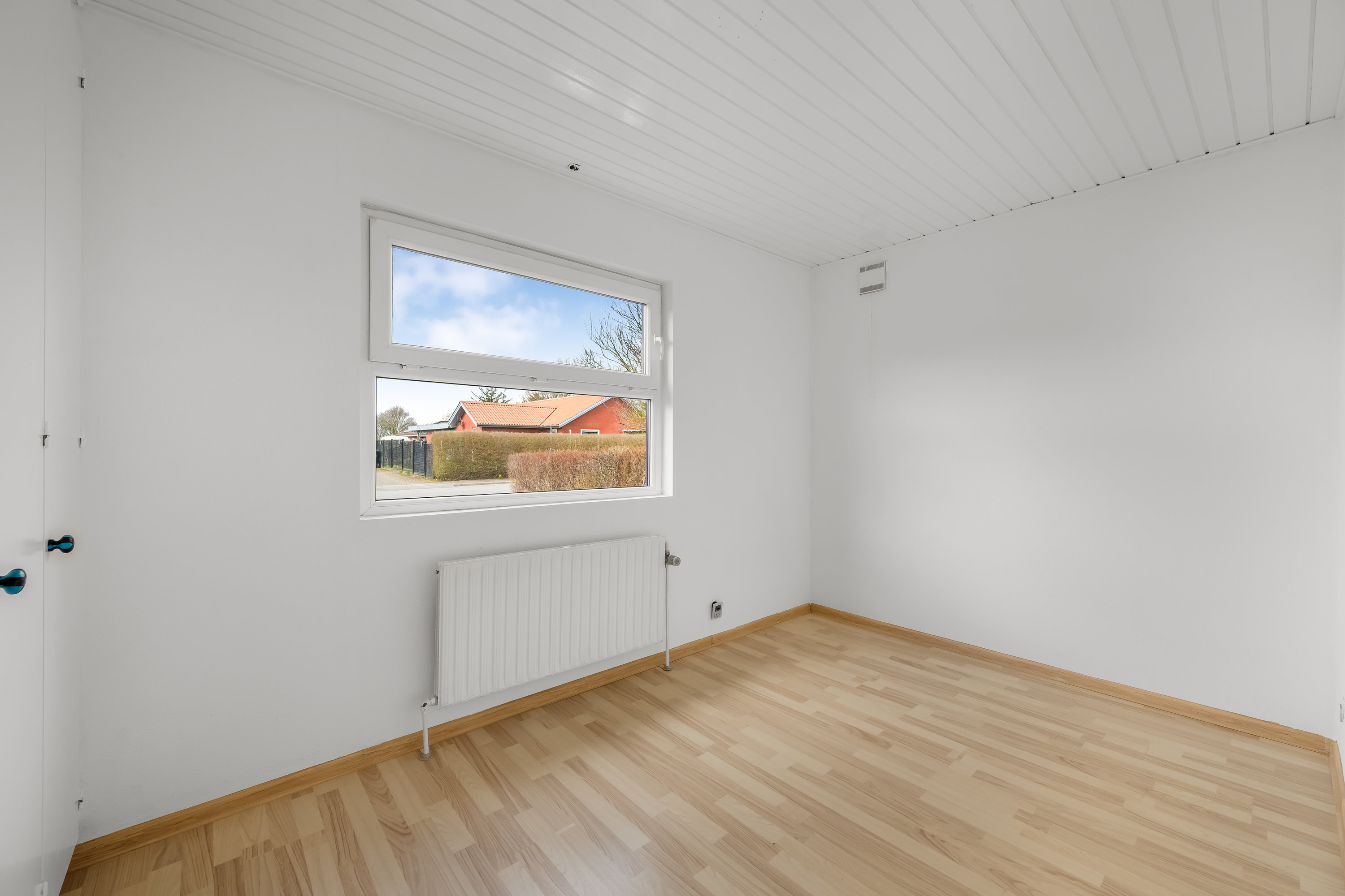 Fremhævet værelse billede i fuldskærmstilstand. Billede af Velling Kirkeby 45, Velling, 6950 Ringkøbing