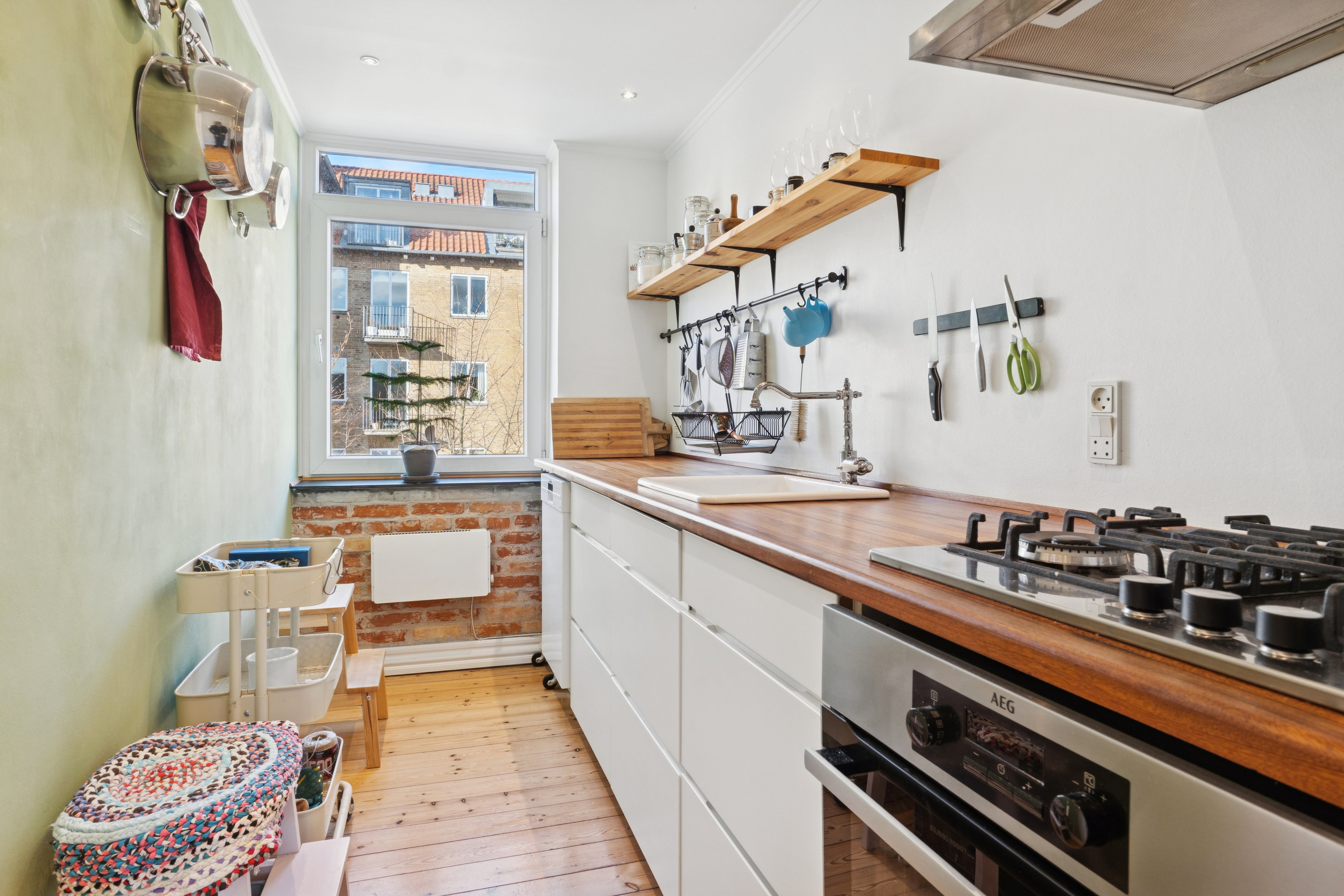 Fremhævet  billede i fuldskærmstilstand. Billede af Kirkevej 21C, 2. tv., 2920 Charlottenlund