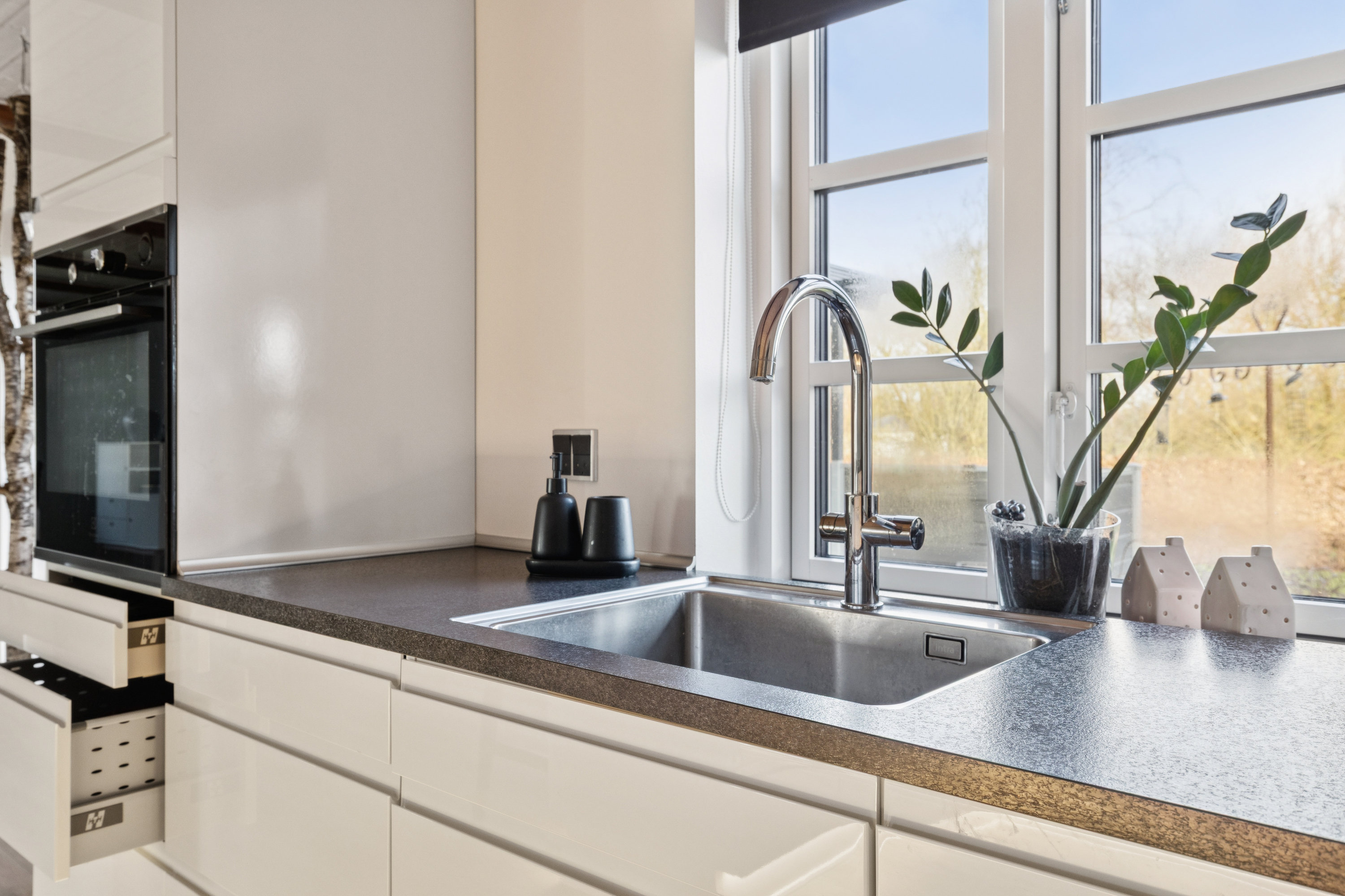 Fremhævet  billede i fuldskærmstilstand. Billede af Møgelvangsvej 17, Dalbyover, 8970 Havndal