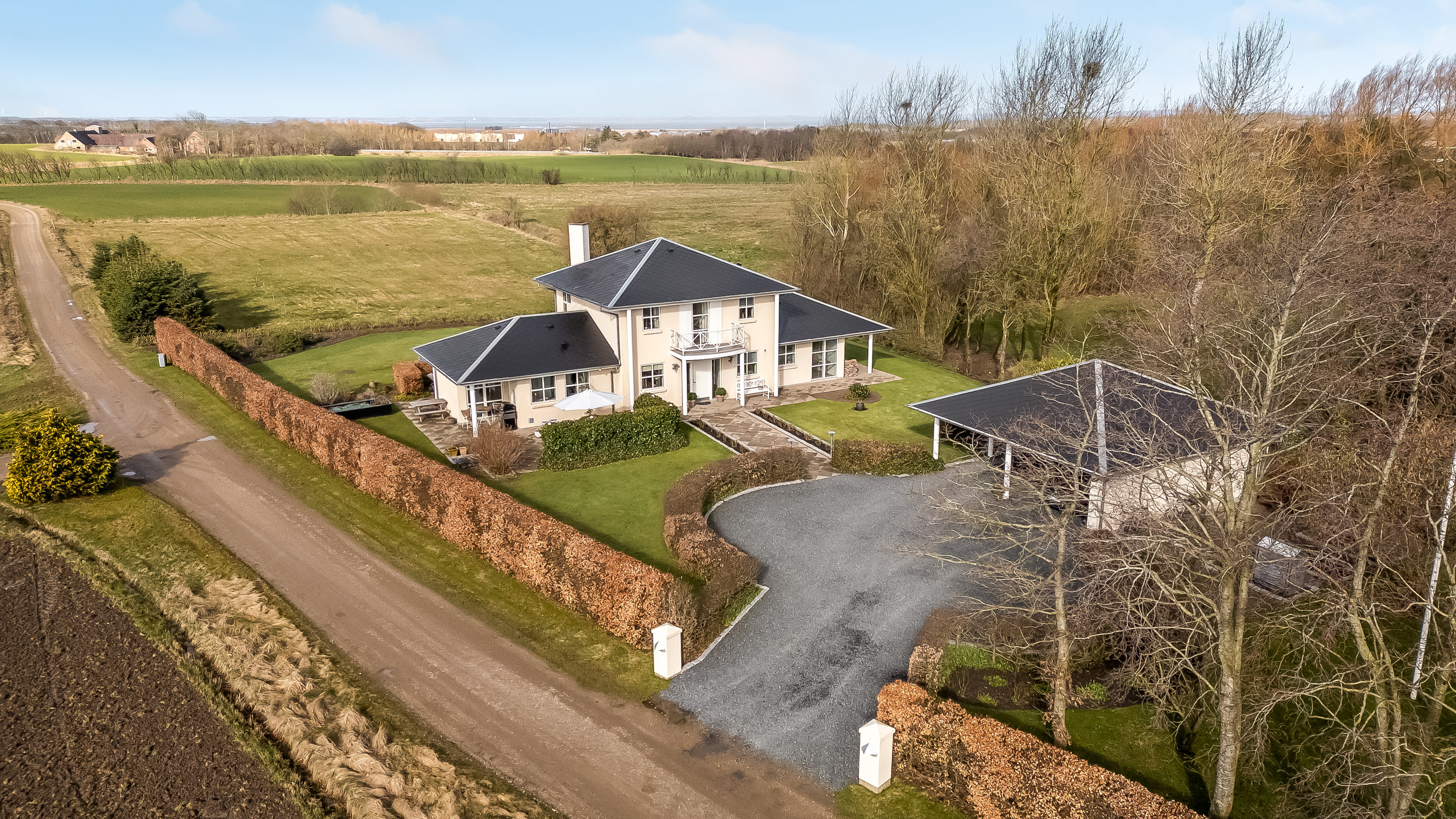 Fremhævet luftfoto billede i fuldskærmstilstand. Billede af Vindelevvej 8, Bjert, 7830 Vinderup