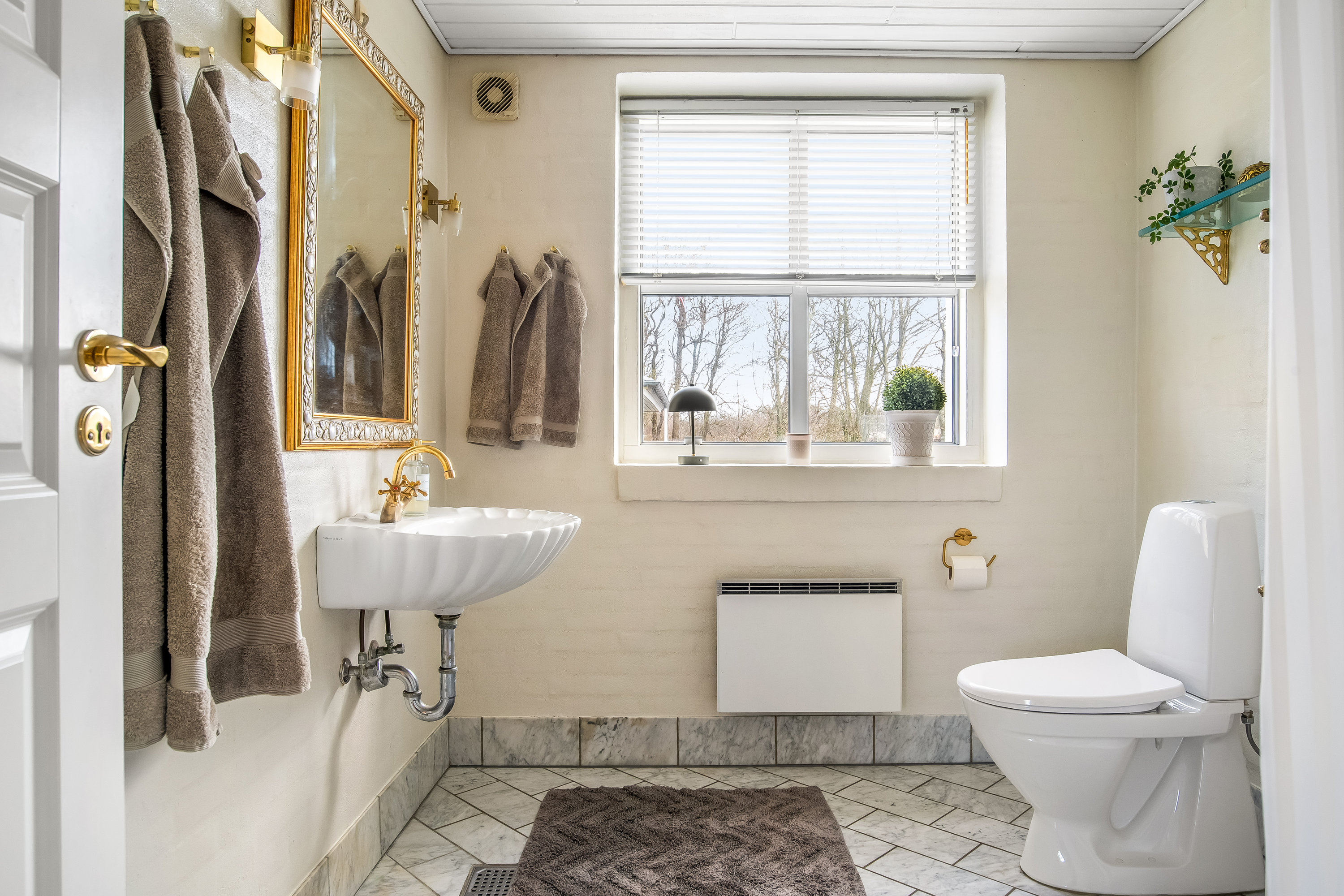 Fremhævet badeværelse billede i fuldskærmstilstand. Billede af Vindelevvej 8, Bjert, 7830 Vinderup