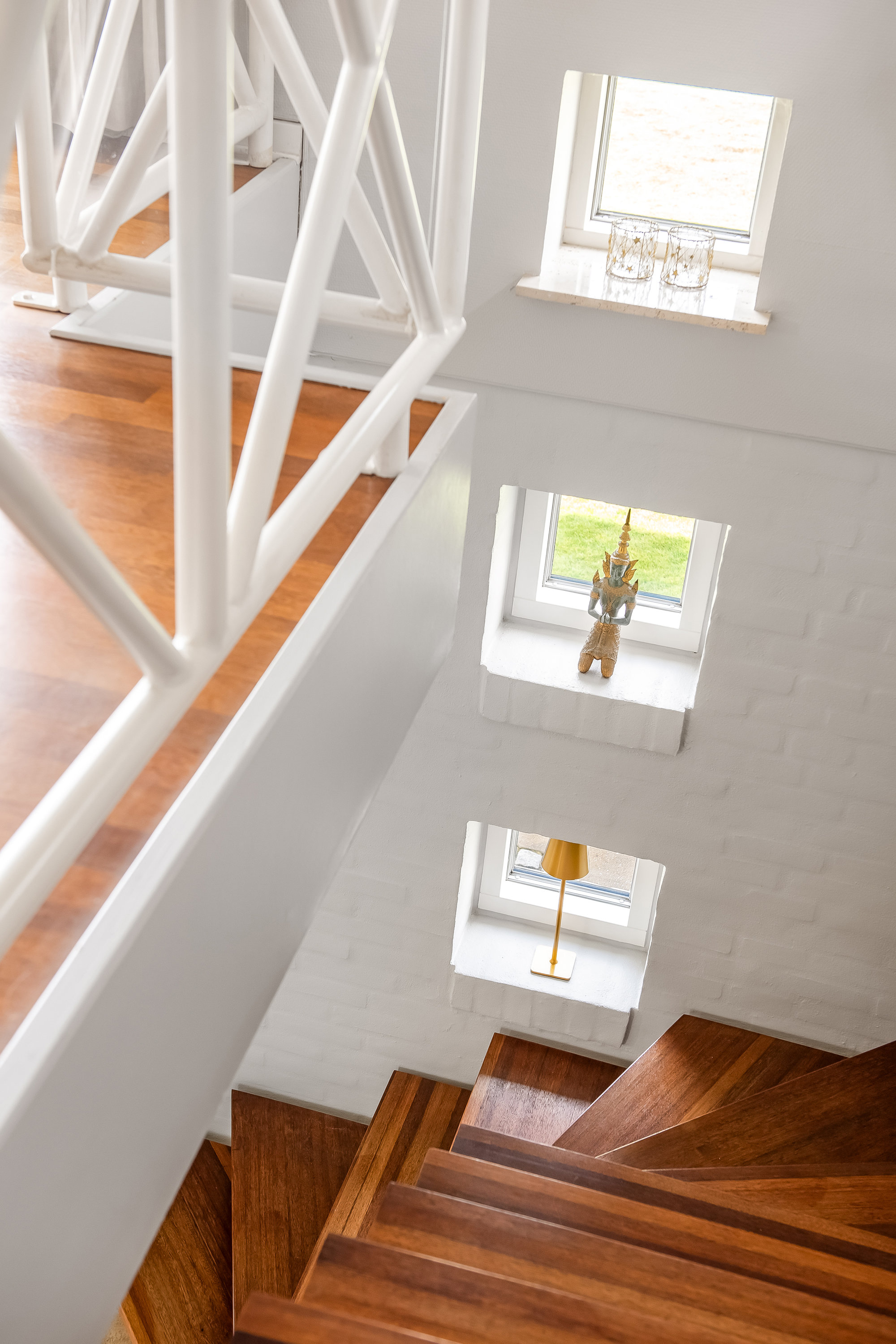 Fremhævet trappe billede i fuldskærmstilstand. Billede af Vindelevvej 8, Bjert, 7830 Vinderup