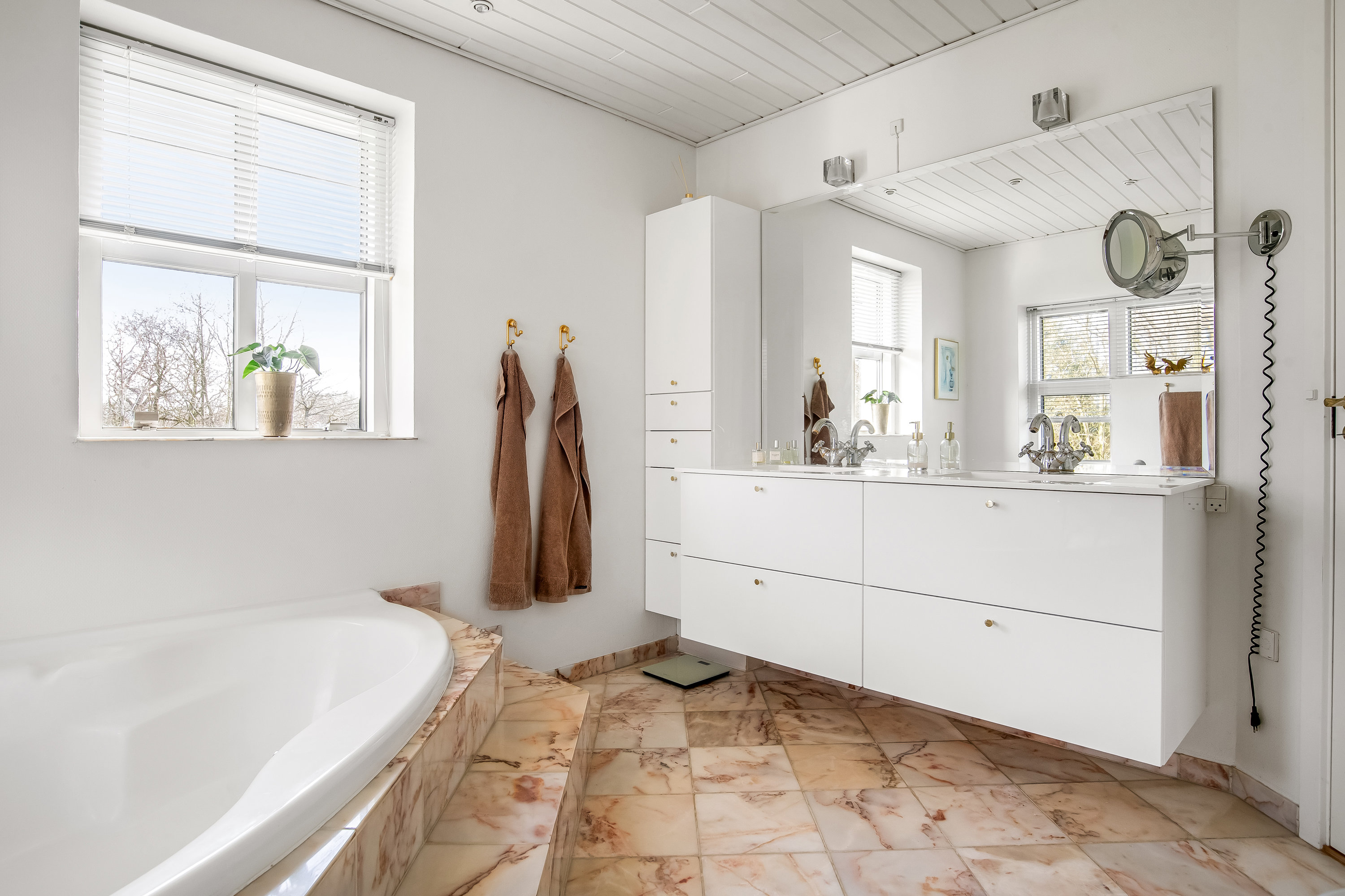 Fremhævet badeværelse billede i fuldskærmstilstand. Billede af Vindelevvej 8, Bjert, 7830 Vinderup