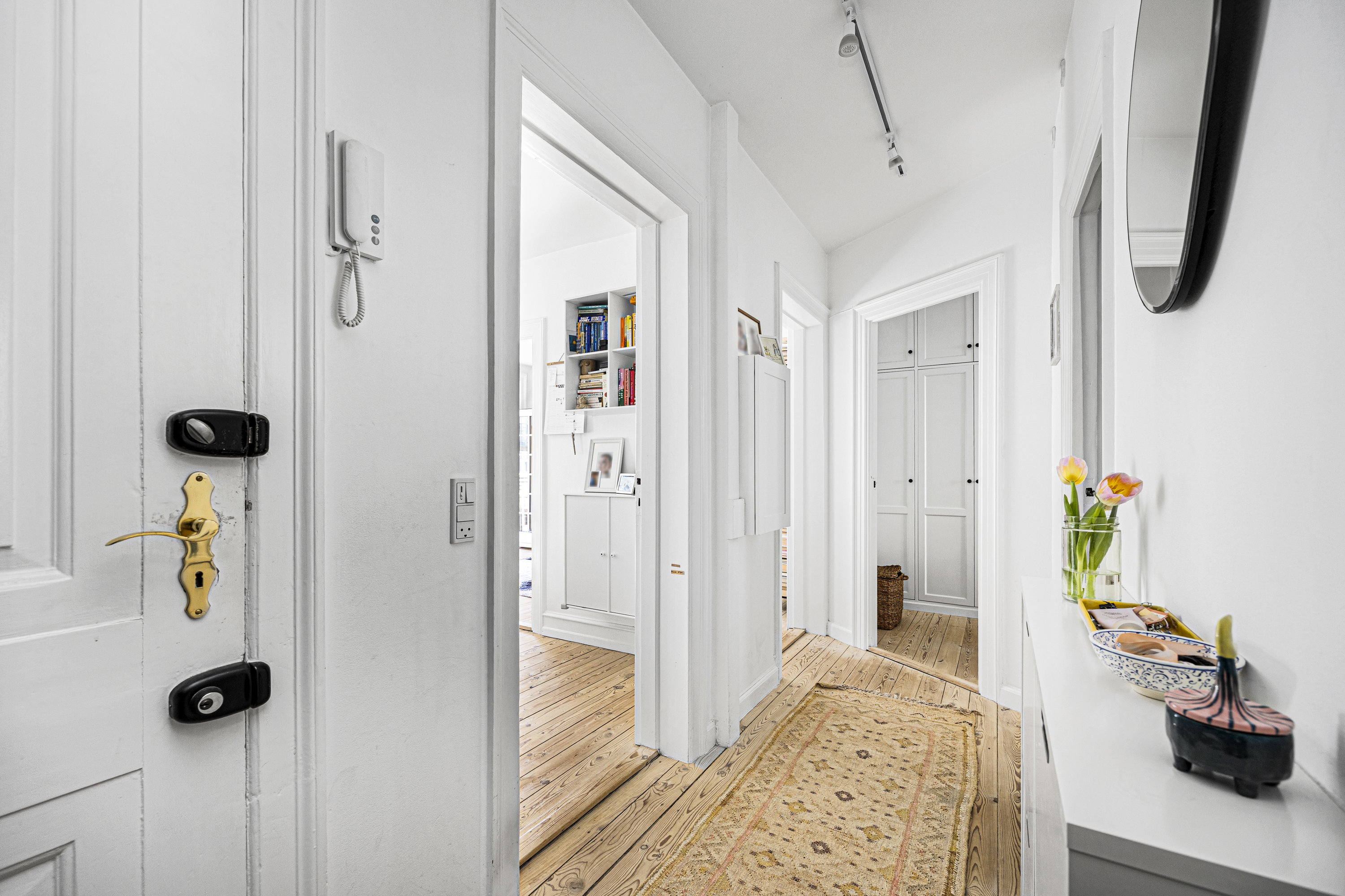 Fremhævet  billede i fuldskærmstilstand. Billede af Andreas Bjørns Gade 1, 2. tv., 1428 København K