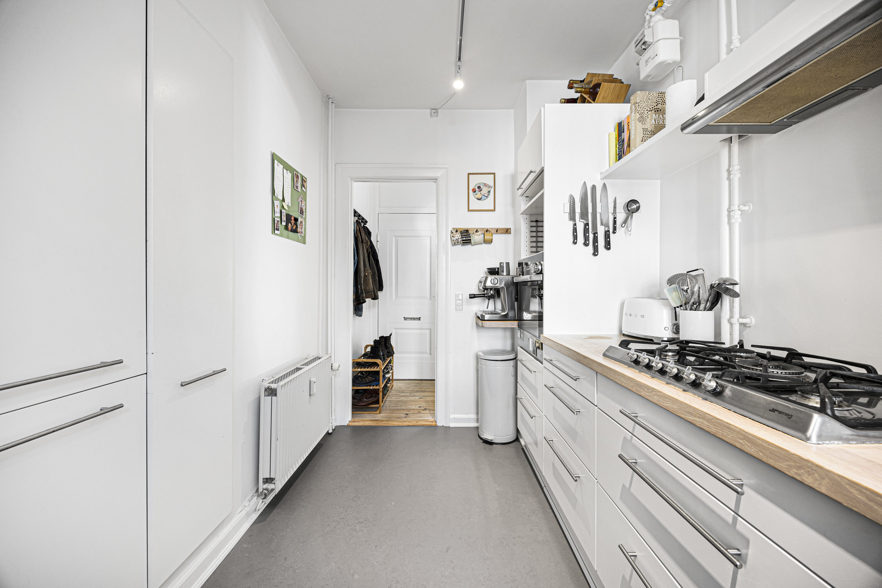 Fremhævet  billede i fuldskærmstilstand. Billede af Andreas Bjørns Gade 1, 2. tv., 1428 København K