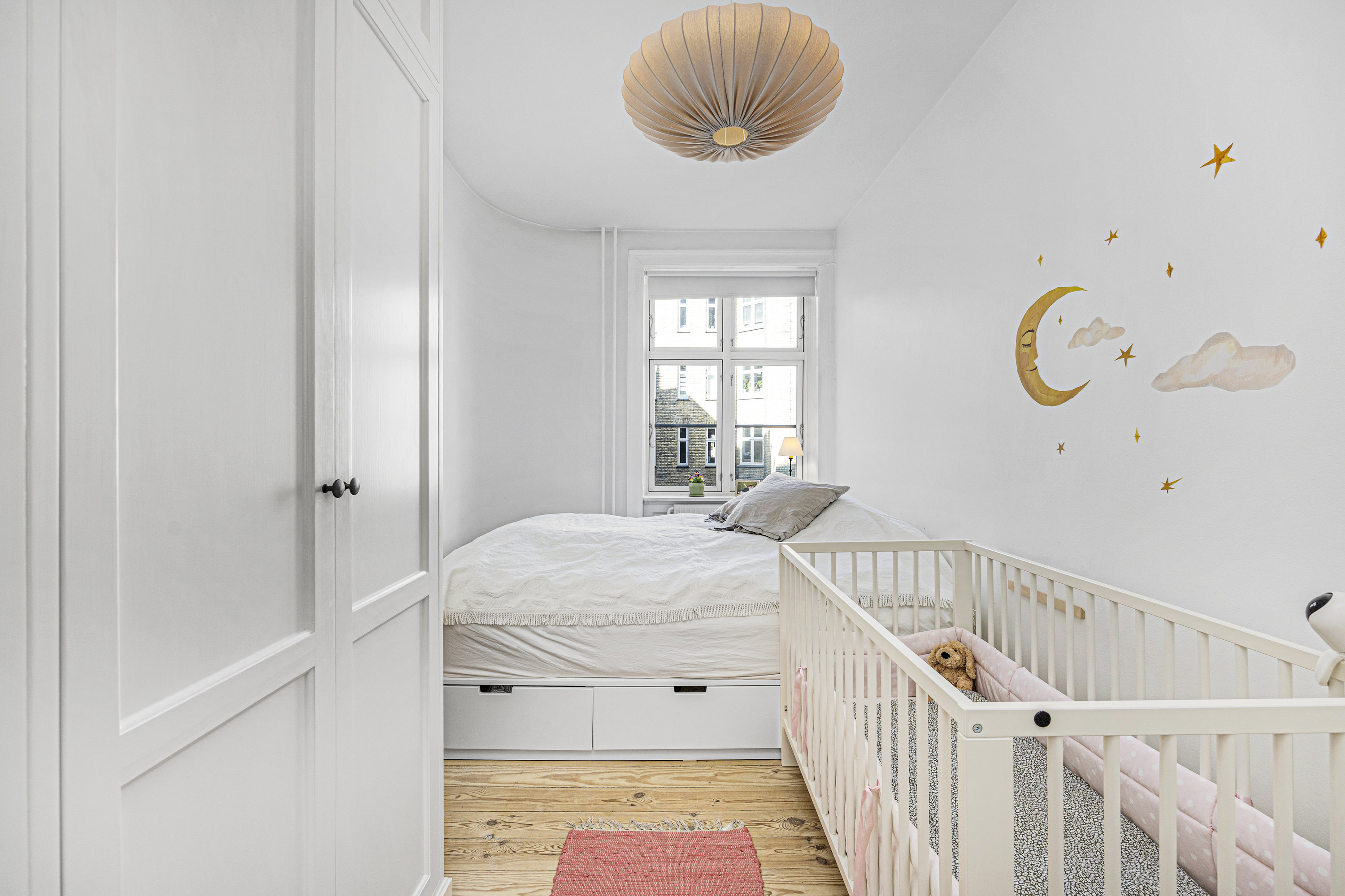 Fremhævet  billede i fuldskærmstilstand. Billede af Andreas Bjørns Gade 1, 2. tv., 1428 København K