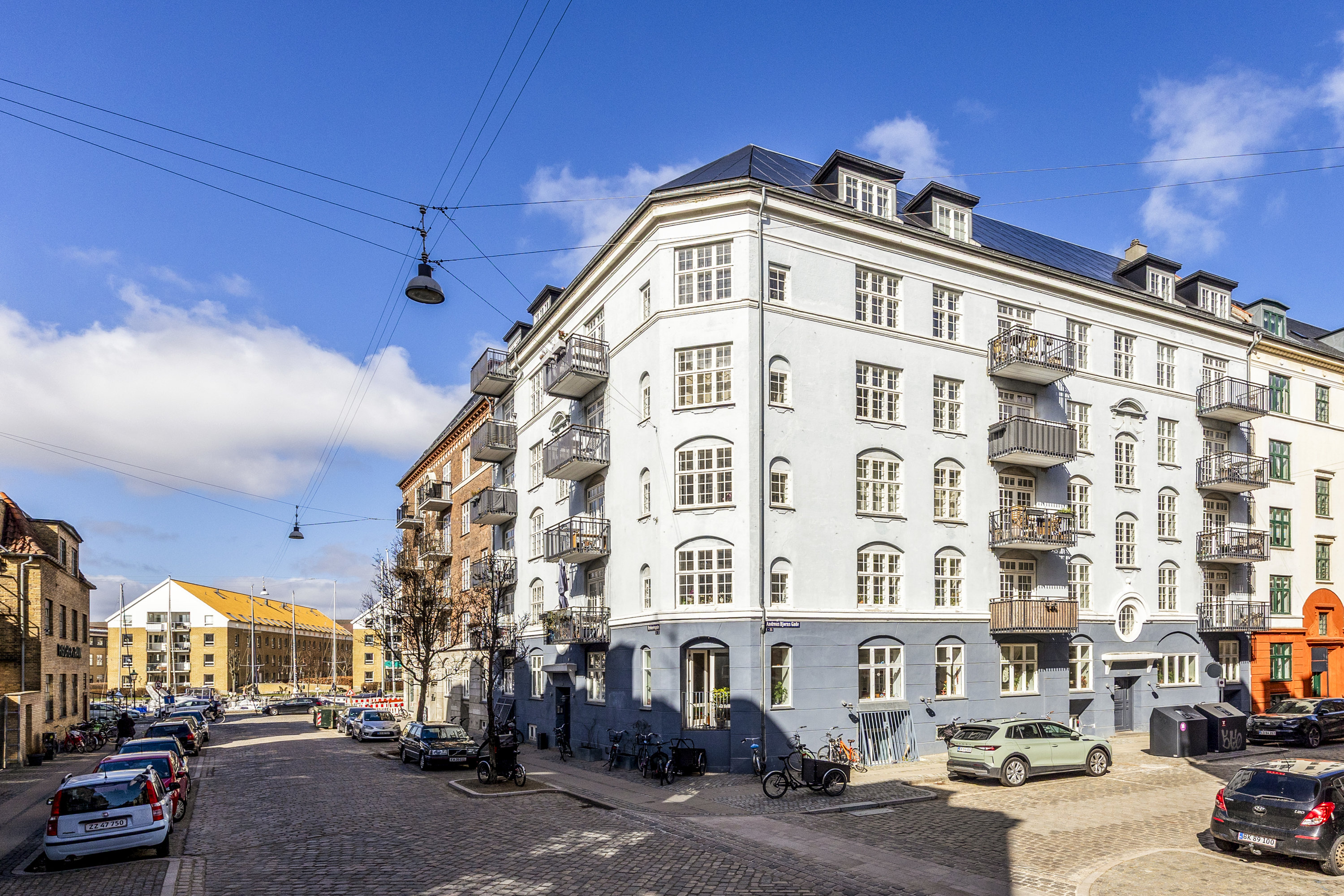 Fremhævet  billede i fuldskærmstilstand. Billede af Andreas Bjørns Gade 1, 2. tv., 1428 København K