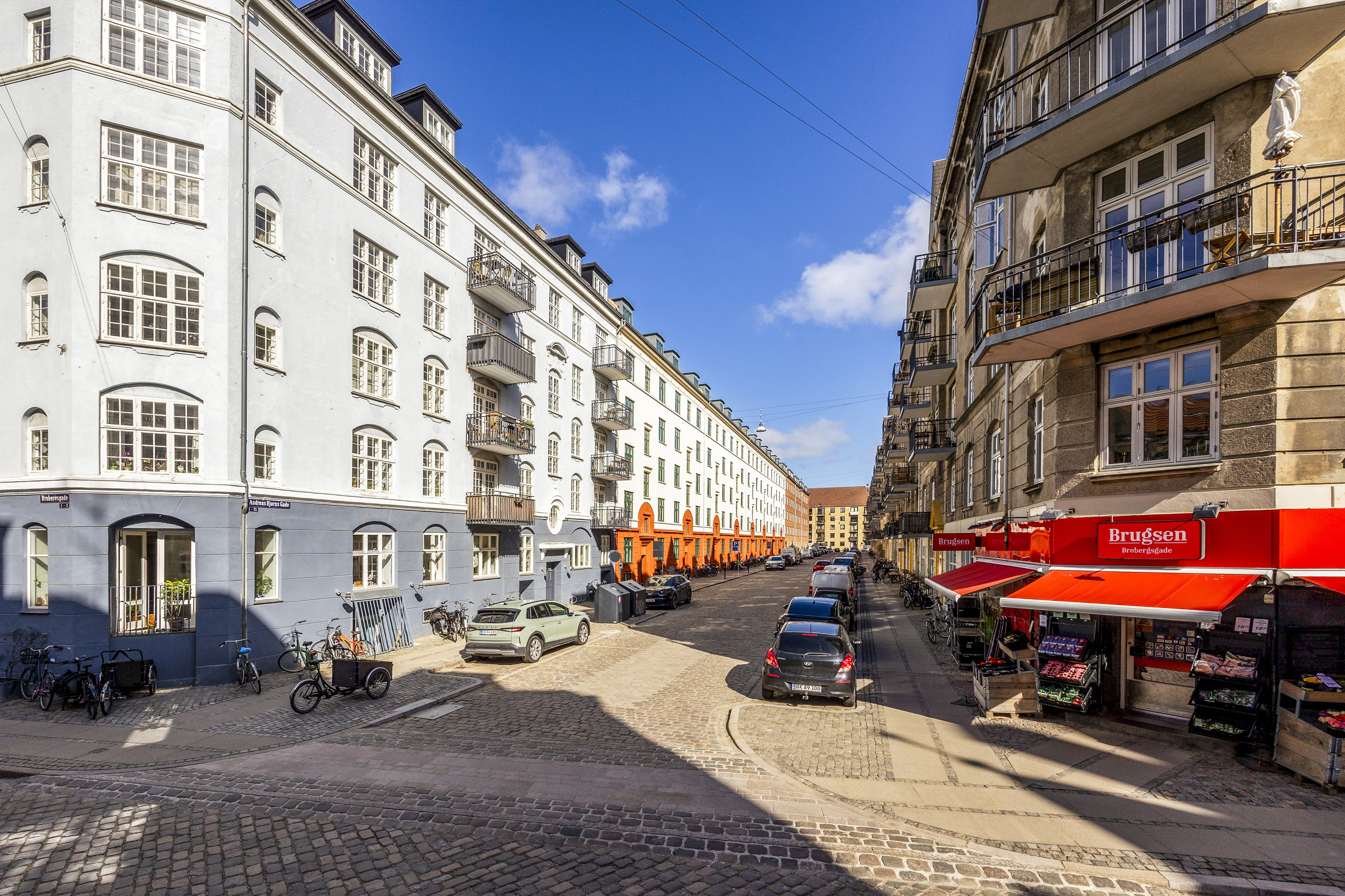 Fremhævet  billede i fuldskærmstilstand. Billede af Andreas Bjørns Gade 1, 2. tv., 1428 København K